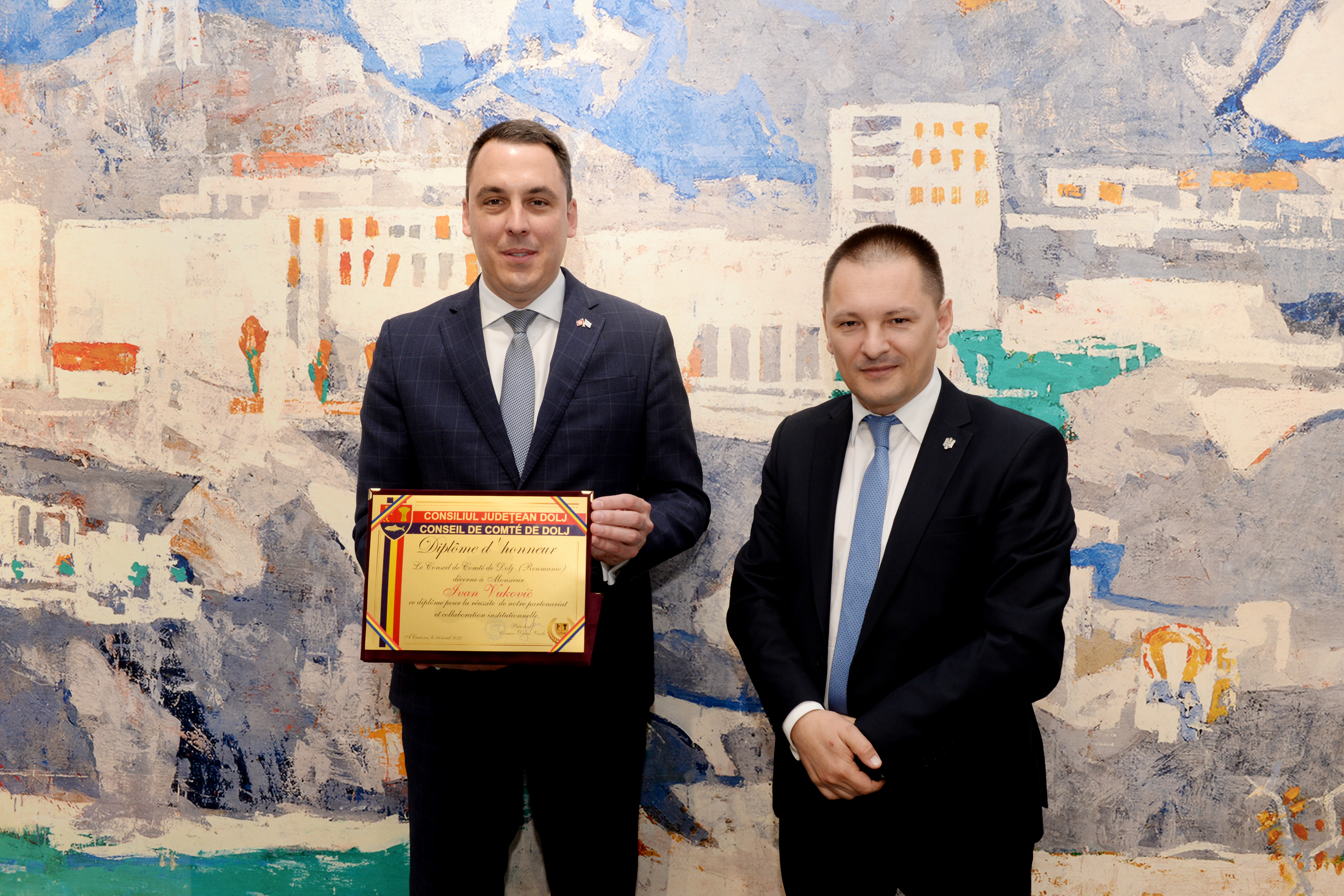 Vuković ugostio delegaciju rumunskog okruga Dolž i grada Krajova; Potpisan protokol o saradnji i otvoren rumunski kulturno-informativni punkt u Podgorici