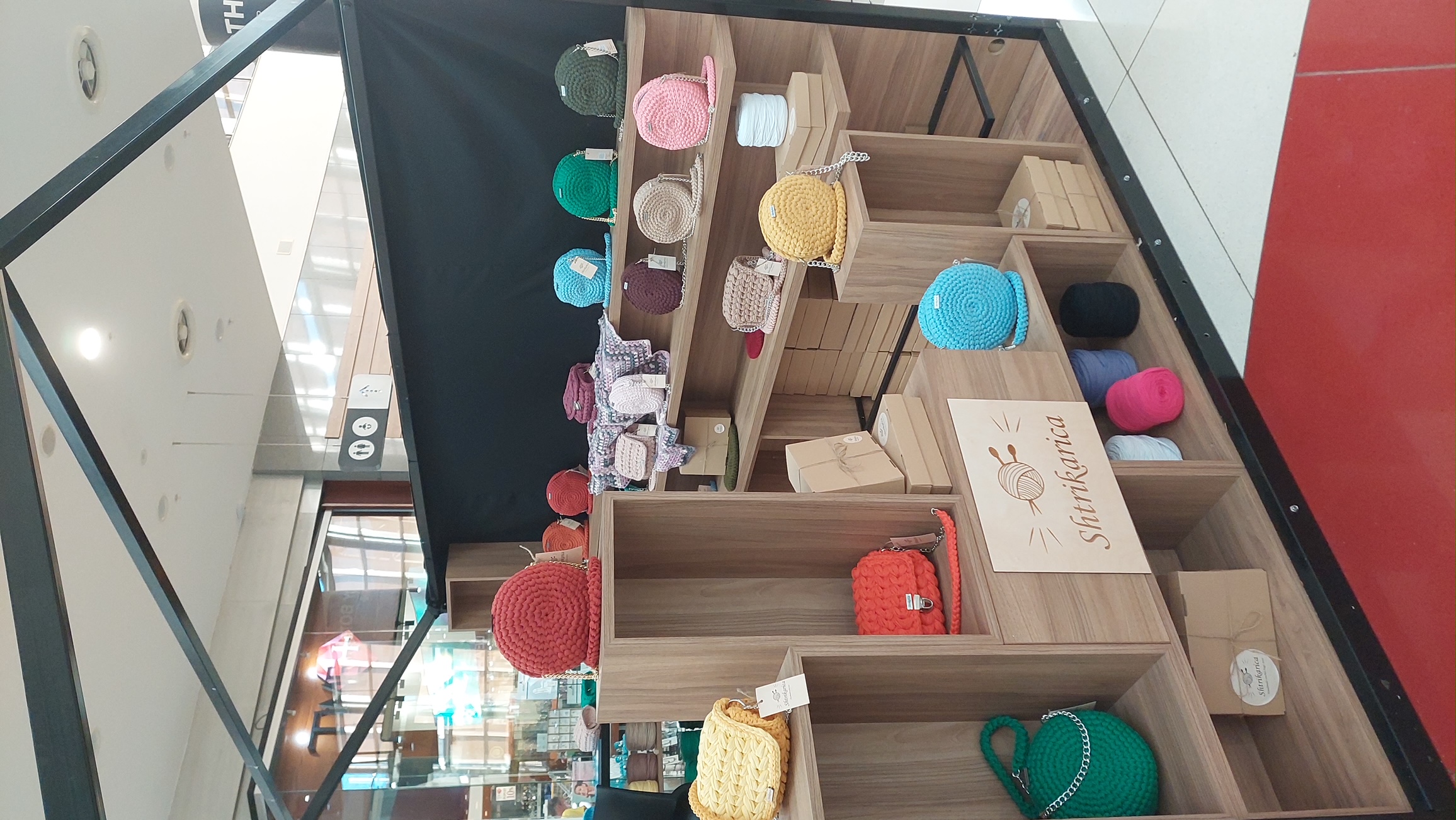 Kreativni preduzetnici i ovog mjeseca svoje proizvode predstavljaju u Delta City-ju