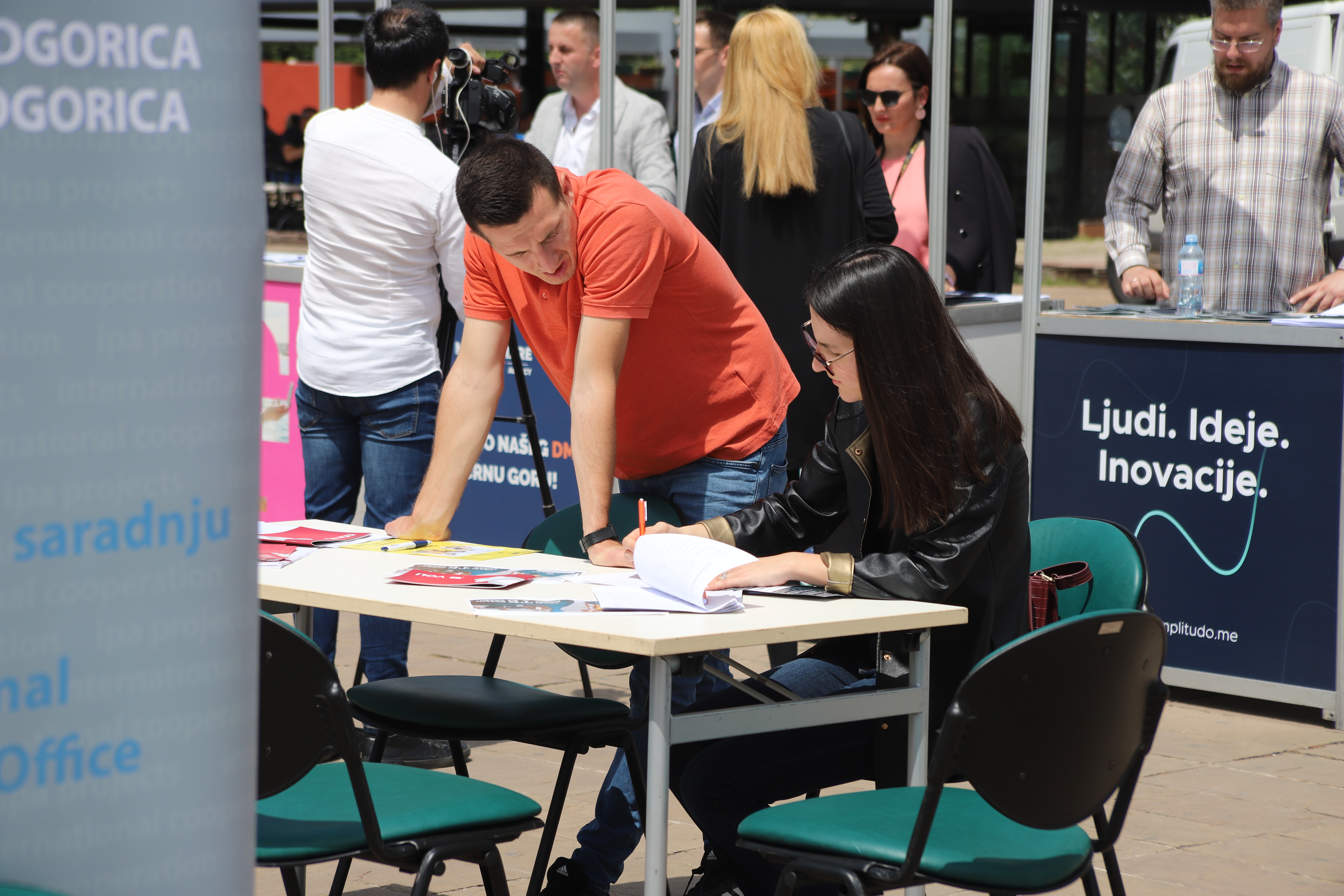 Otvoren sajam zapošljavanja sa preko 30 poslodavaca: Glavni grad i na ovaj način daje doprinos rješavanju jednog od najvećih problema današnjice