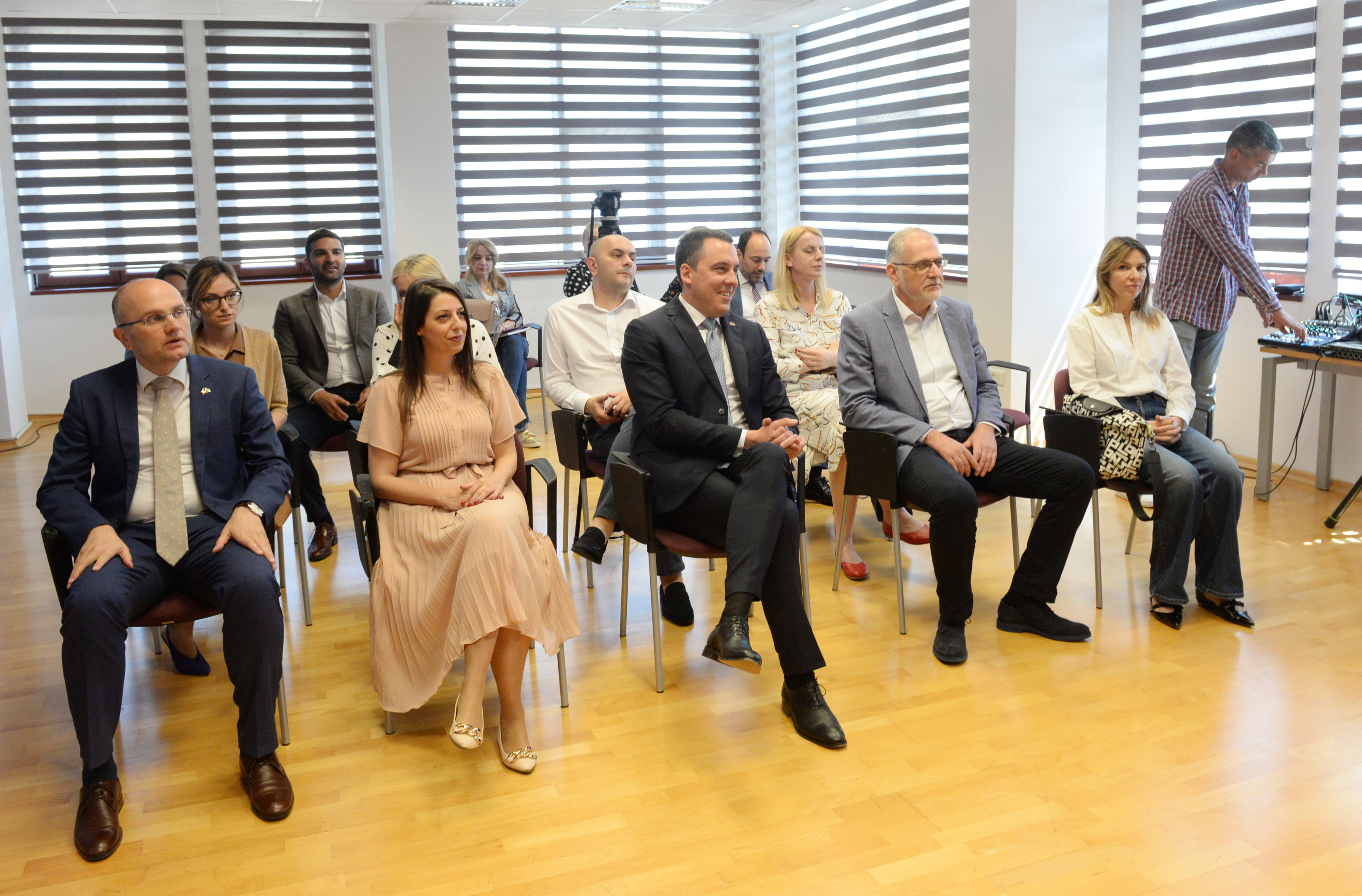 Potpisan memorandum o saradnji između Glavnog grada i Centra za ženska prava – Obezbijeđen smještaj za žrtve porodičnog nasilja