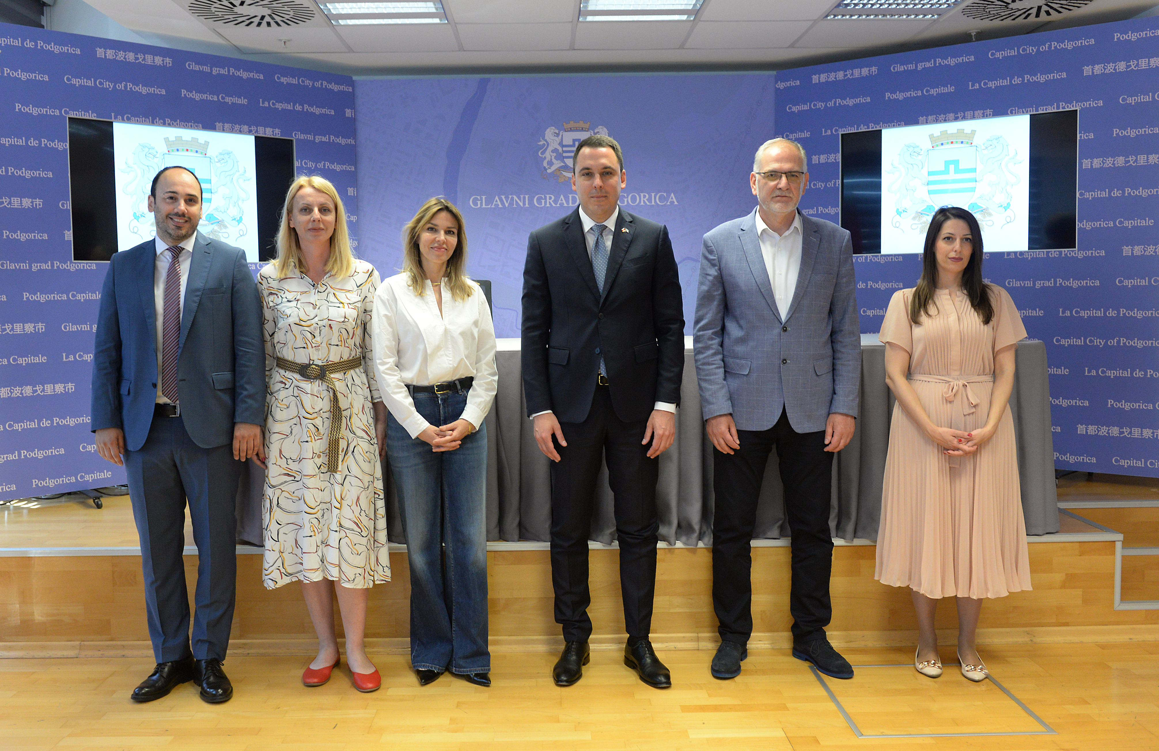 Potpisan memorandum o saradnji između Glavnog grada i Centra za ženska prava – Obezbijeđen smještaj za žrtve porodičnog nasilja