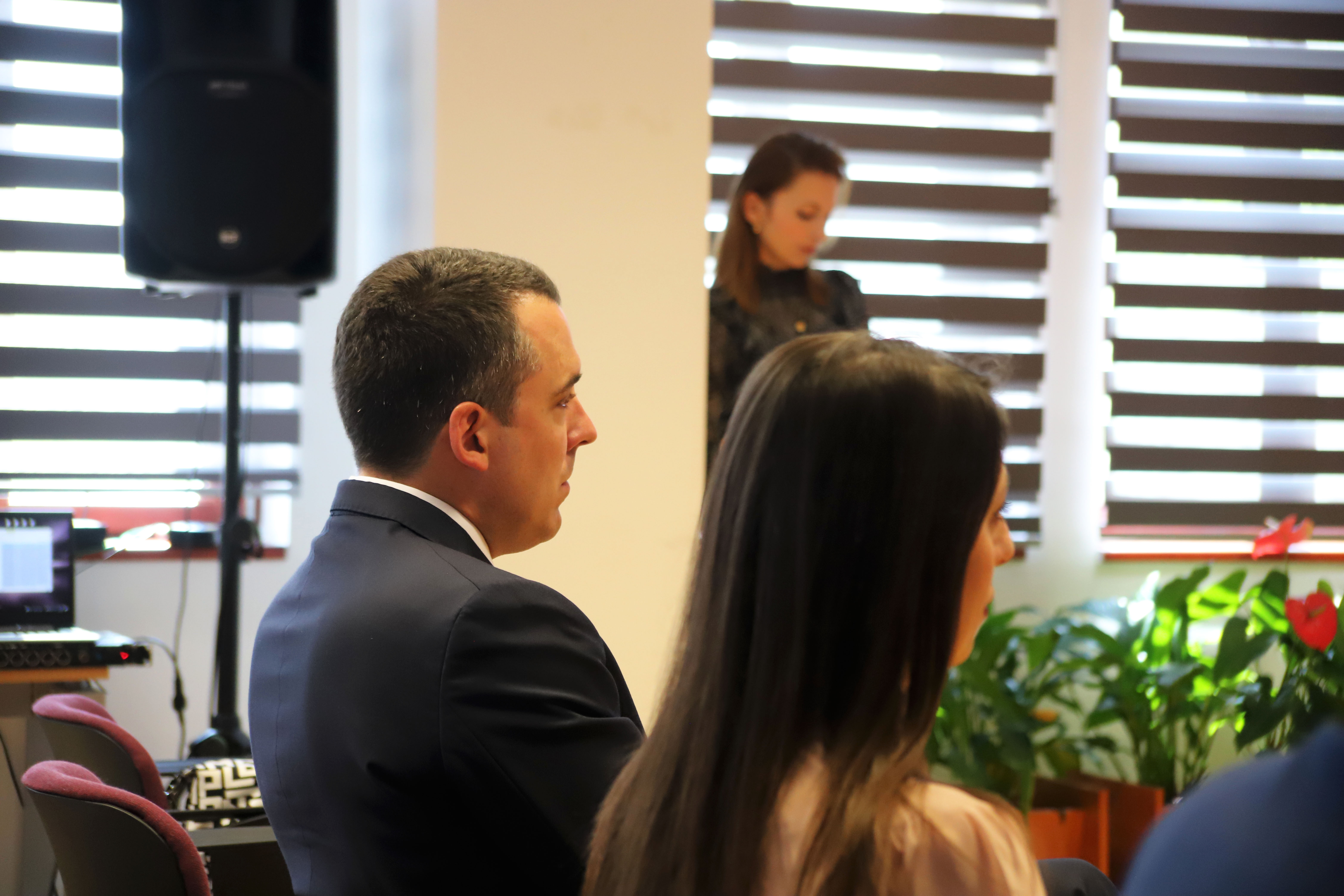 Potpisan memorandum o saradnji između Glavnog grada i Centra za ženska prava – Obezbijeđen smještaj za žrtve porodičnog nasilja