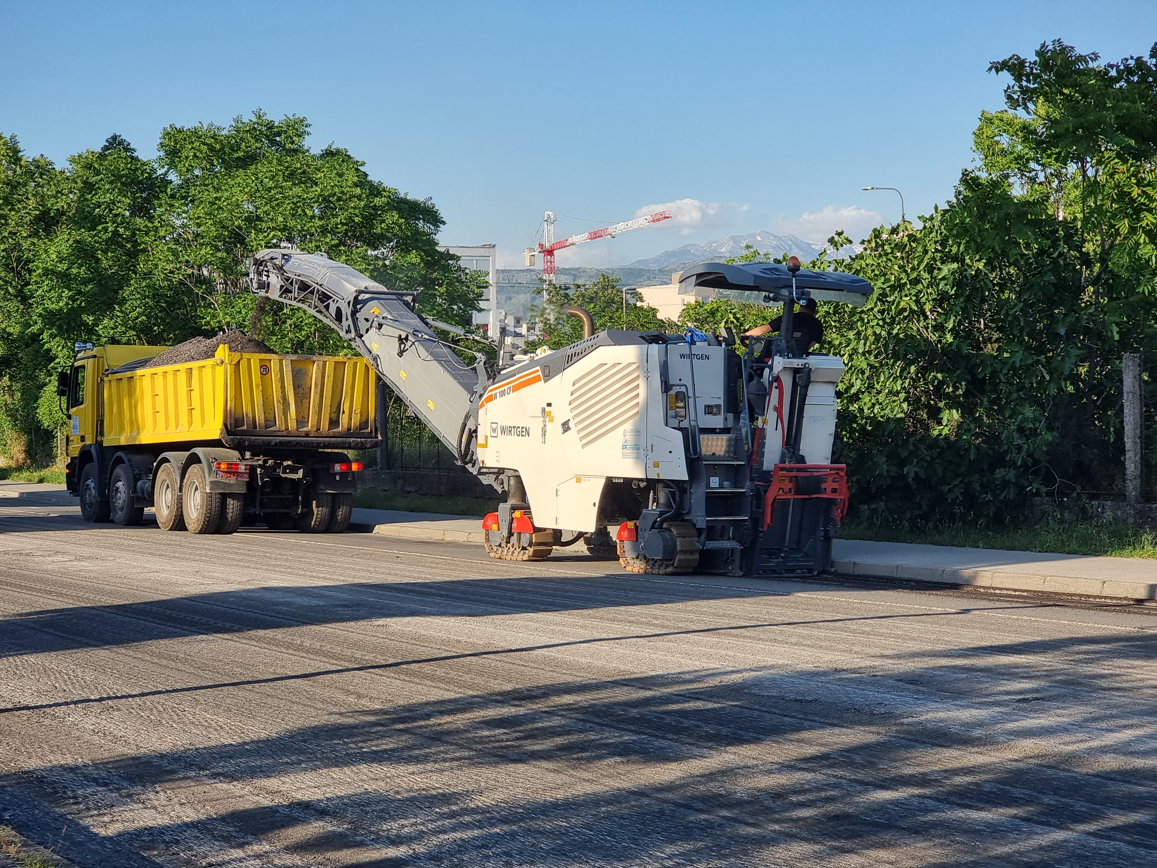U toku radovi na sanaciji Ulice Kralja Nikole i izgradnji novih 60 parking mjesta