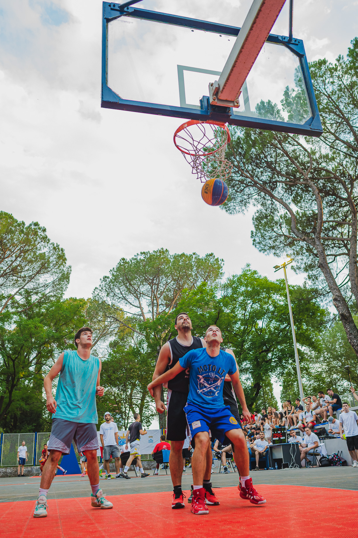 ,,Basket u mom kvartu'' dobio prvog šampiona: Old pub pobjednik spektakla u Njegoševom parku!