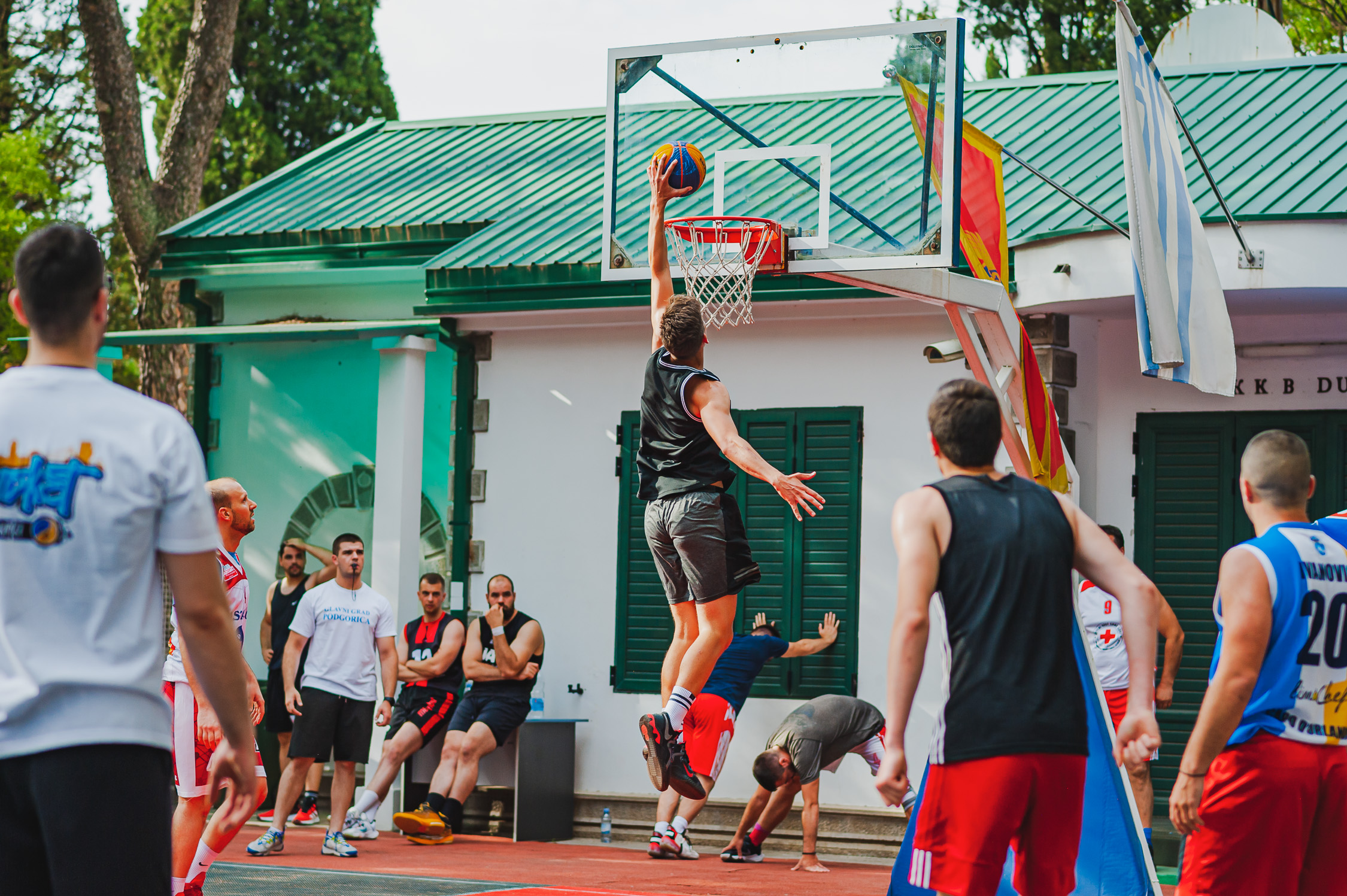 ,,Basket u mom kvartu'' dobio prvog šampiona: Old pub pobjednik spektakla u Njegoševom parku!