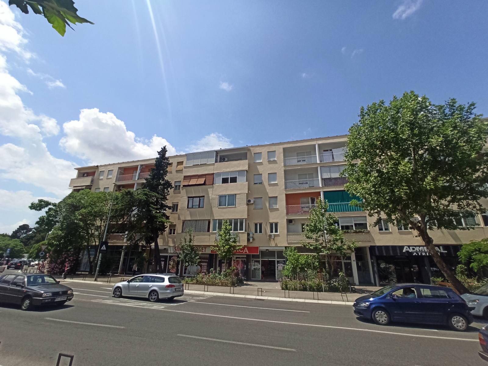 Ekipe Agencije za stanovanje izvode radove na više lokacija