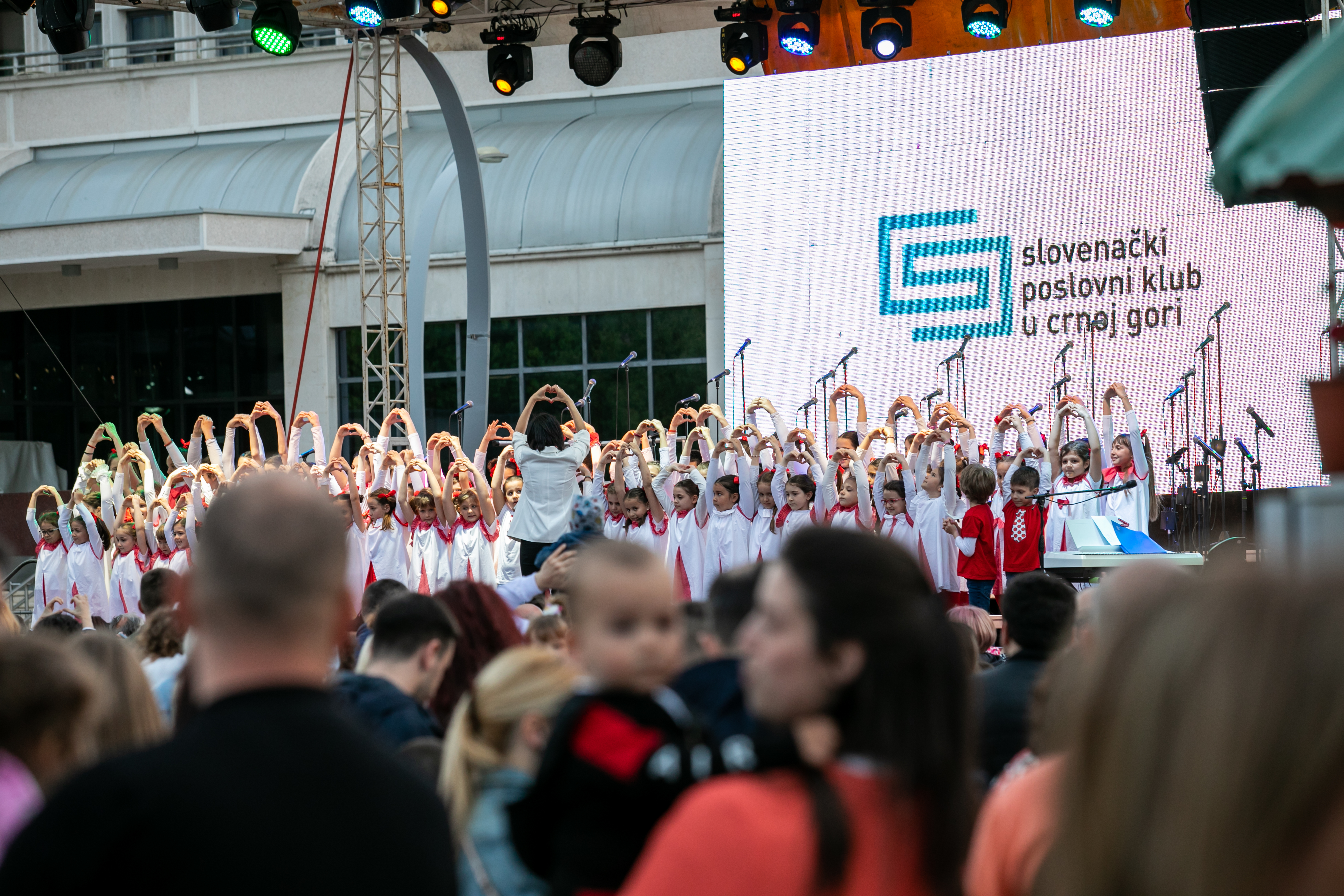 Sjajni programi i odlična atmosfera na Trgu nezavisnosti obilježili ovogodišnji Proljećni pazar