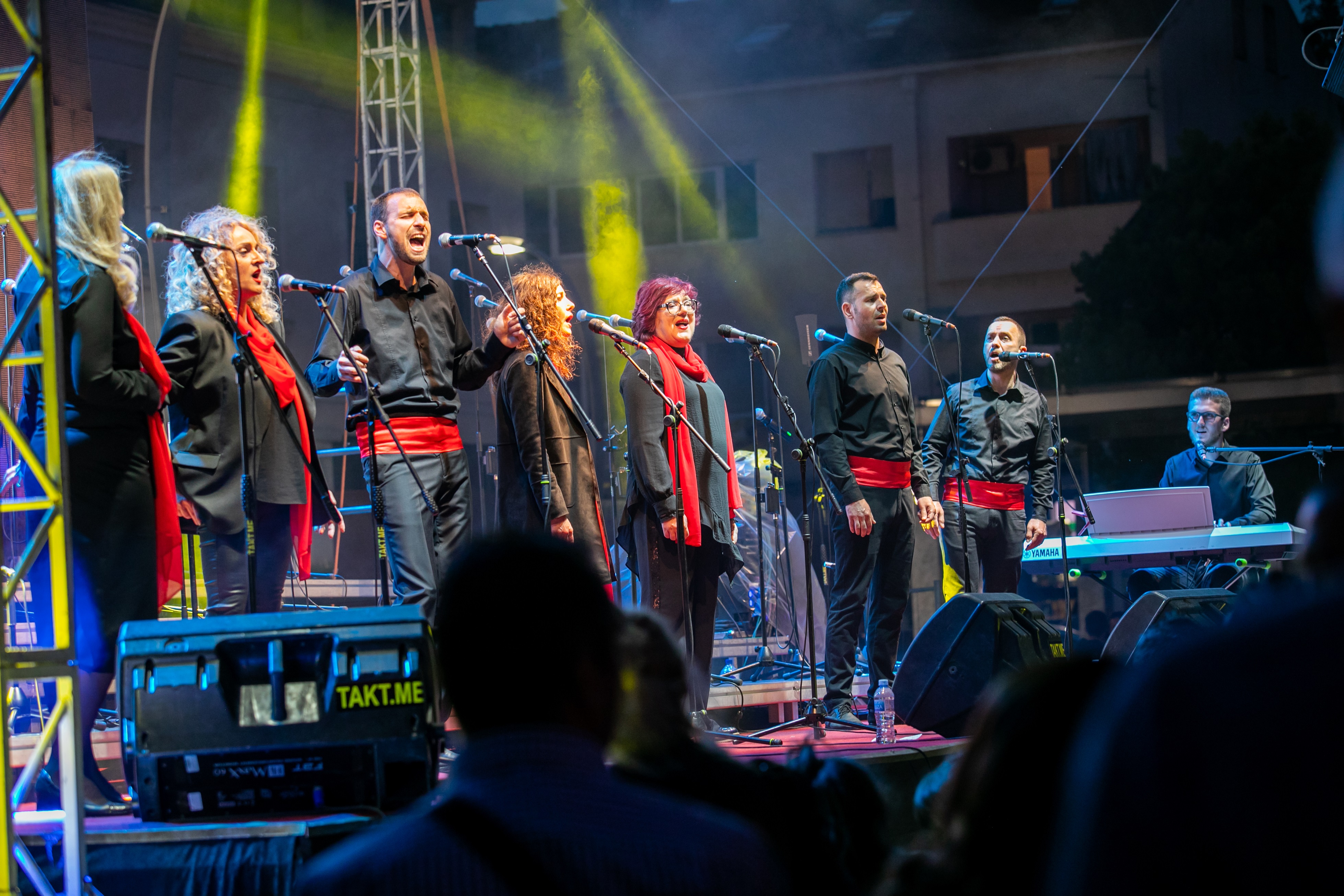 Sjajni programi i odlična atmosfera na Trgu nezavisnosti obilježili ovogodišnji Proljećni pazar