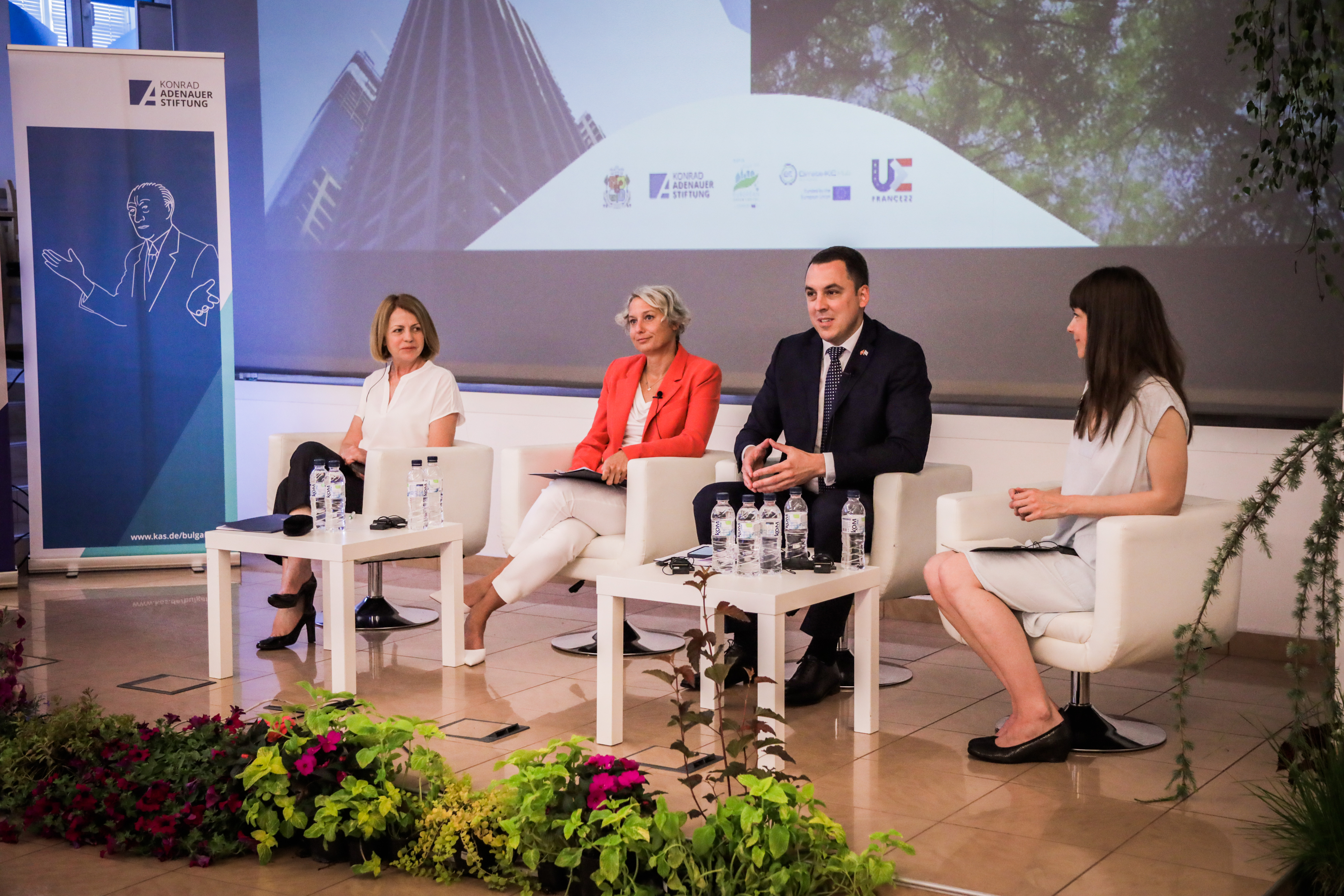 Gradonačelnica Sofije uskoro u uzvratnoj posjeti Podgorici; Saradnja dva grada u više oblasti