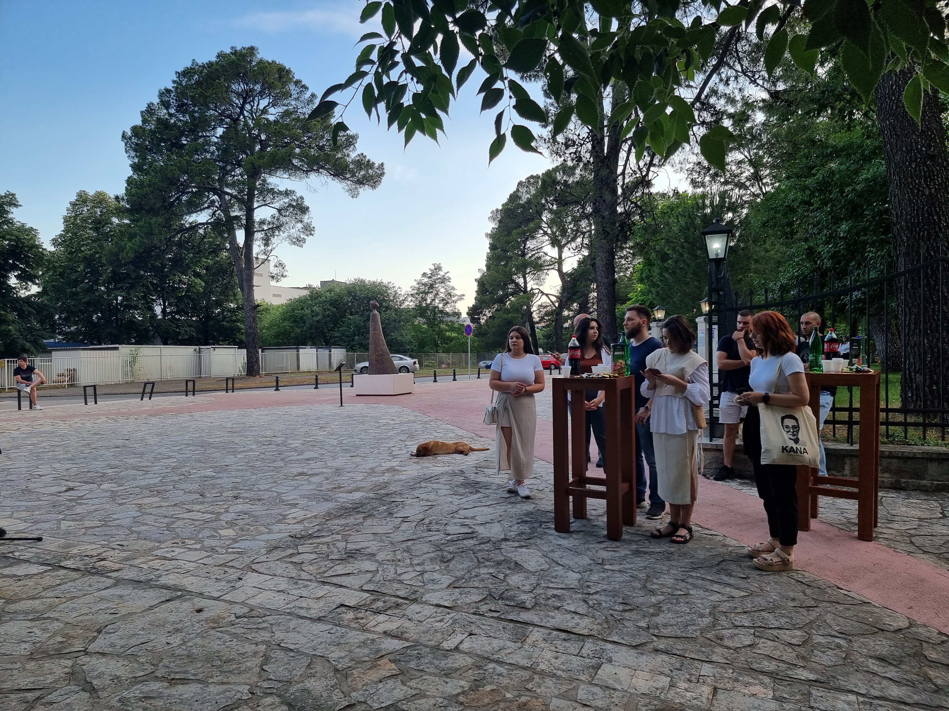 U Dječijoj ulici otvorena studentska izložba fotografija pod nazivom „Minimalizam“