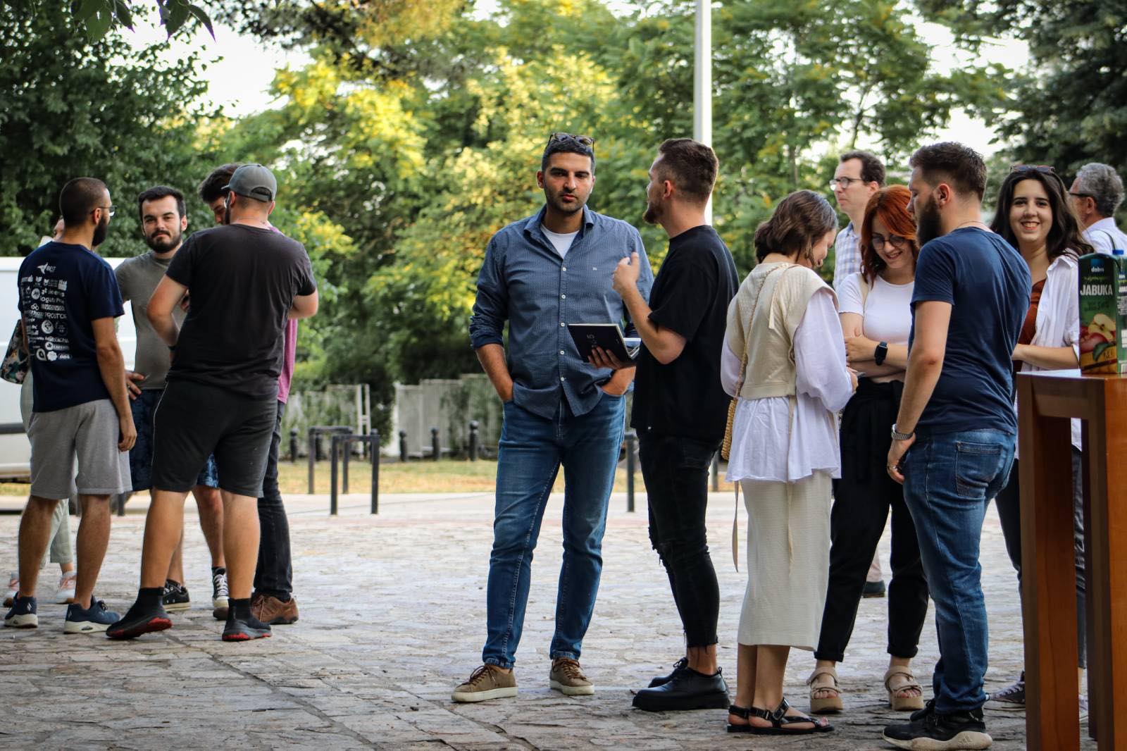 U Dječijoj ulici otvorena studentska izložba fotografija pod nazivom „Minimalizam“