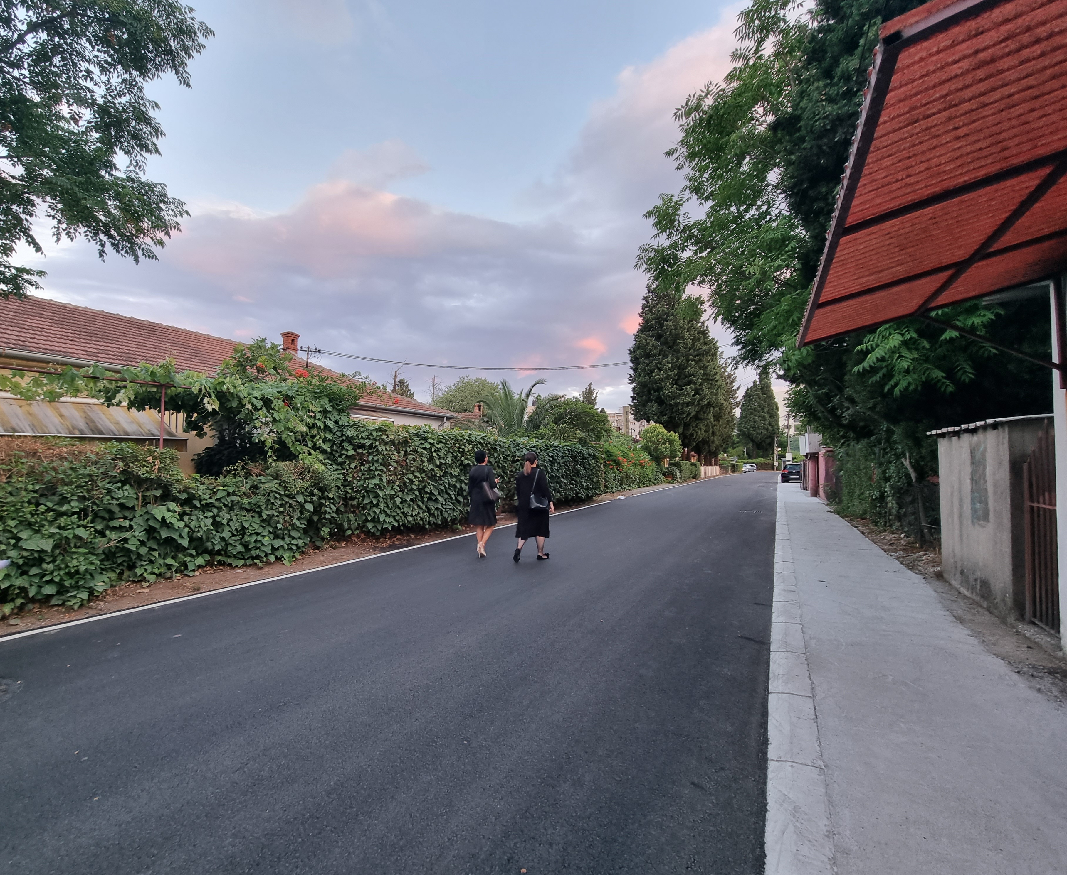 Sanirana saobraćajnica i novih 85 parking mjesta u MZ 19. decembar; Građani zadovoljni razvojem ovog dijela grada