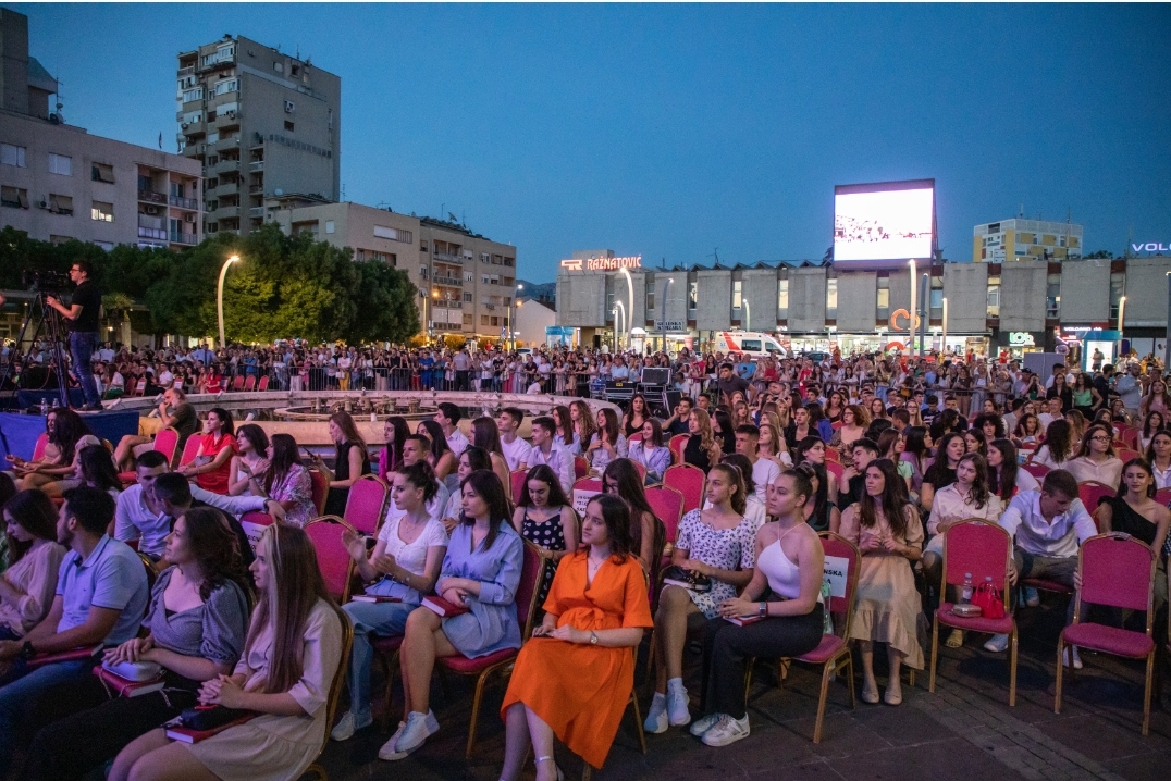 Uručene nagrade najboljim srednjoškolcima; Vuković: Vaš grad je danas ponosan na vas i sjutra računa na vas