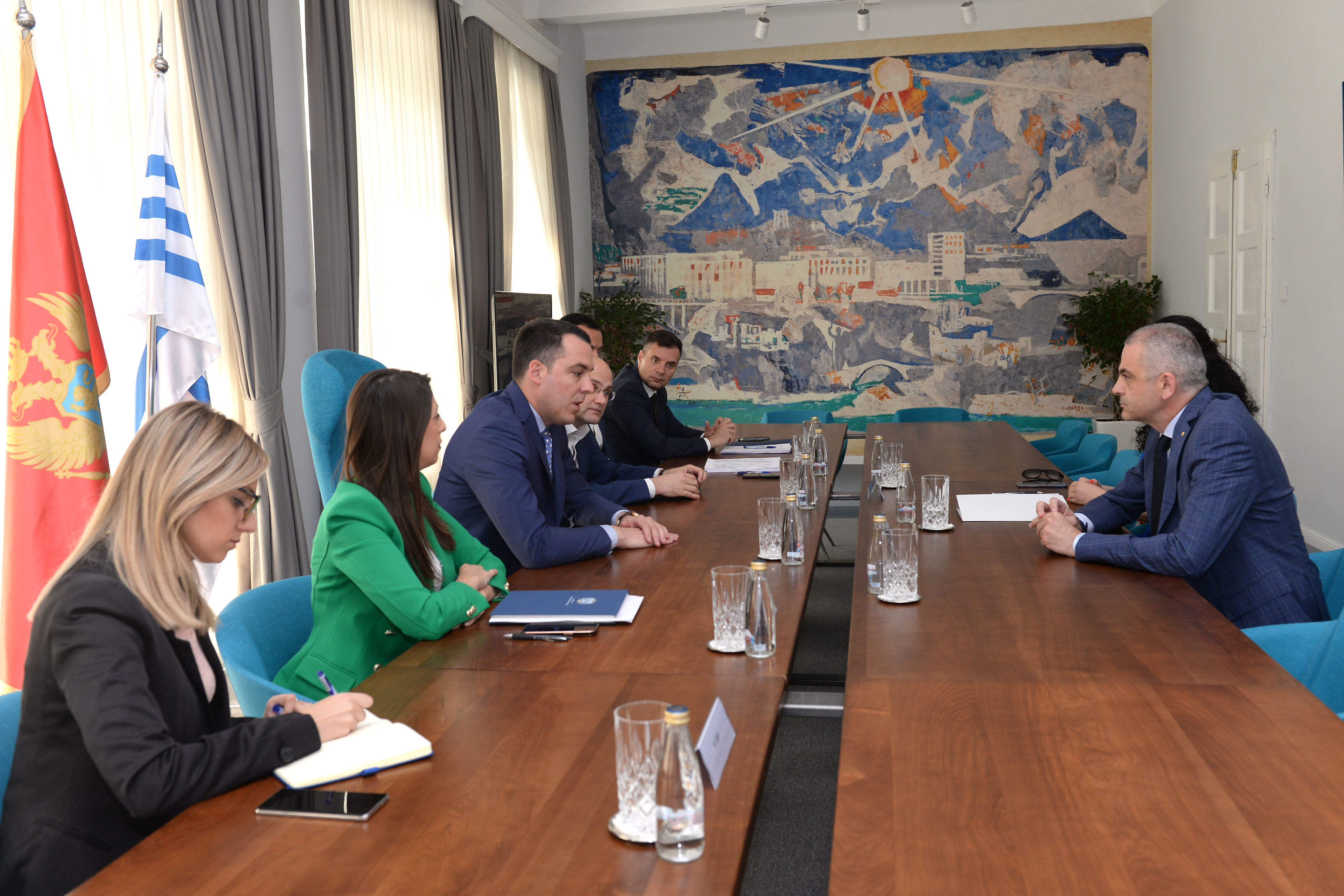 Glavni grad će pomoći u stvaranju boljih uslova za korisnike usluga i zapošljene Zavoda za hitnu medicinsku pomoć