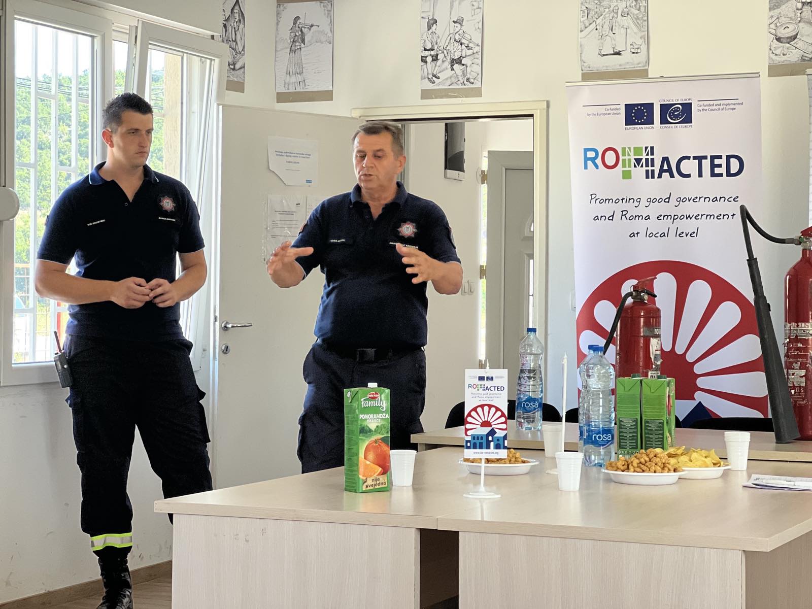 Organizovana obuka o pravilnom postupanju sa PP aparatima i gašenju požara za pripadnike RE populacije