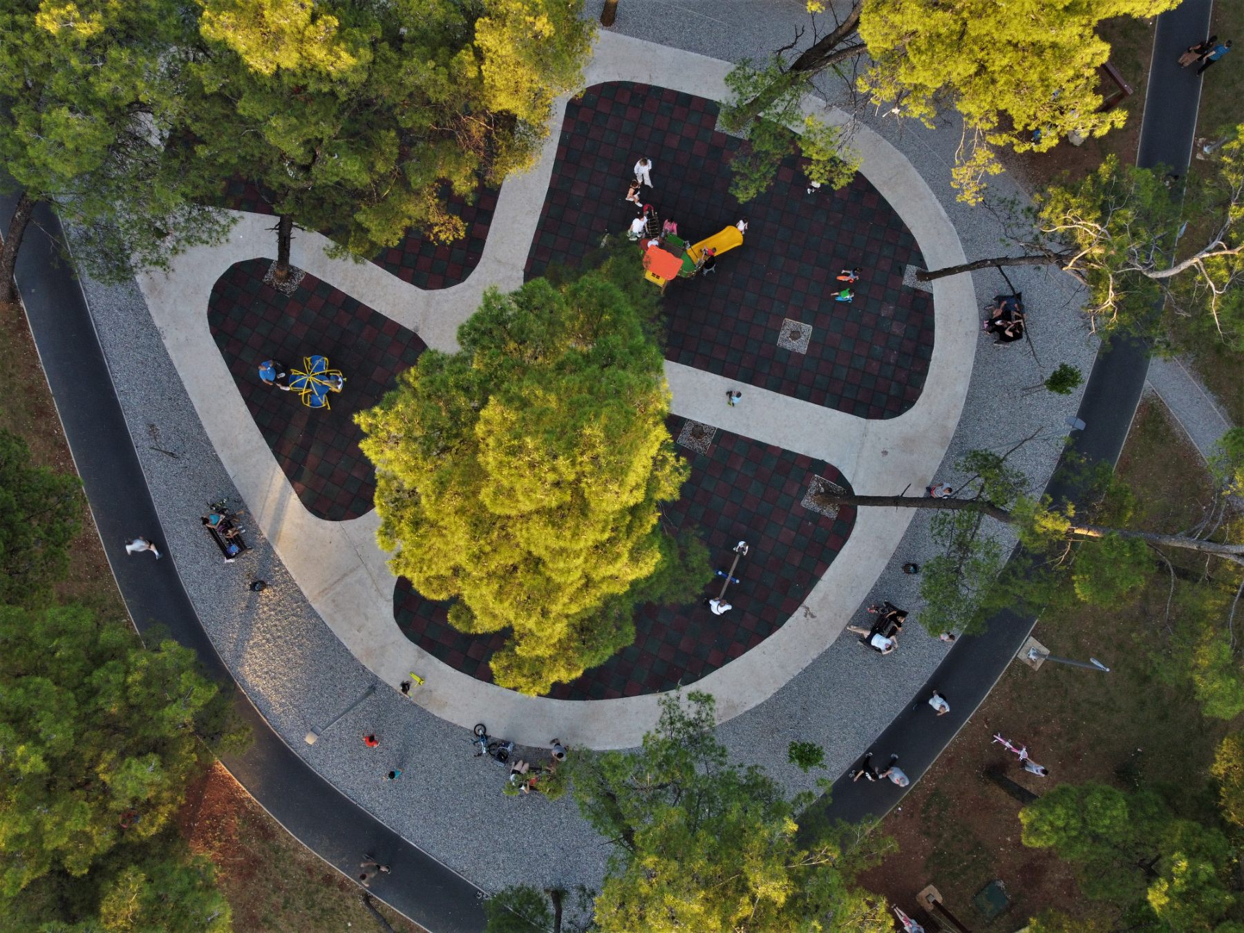 Stvaramo uslove za srećno odrastanje: Sve veći broj novih i obnovljenih sportskih poligona krasi Podgoricu