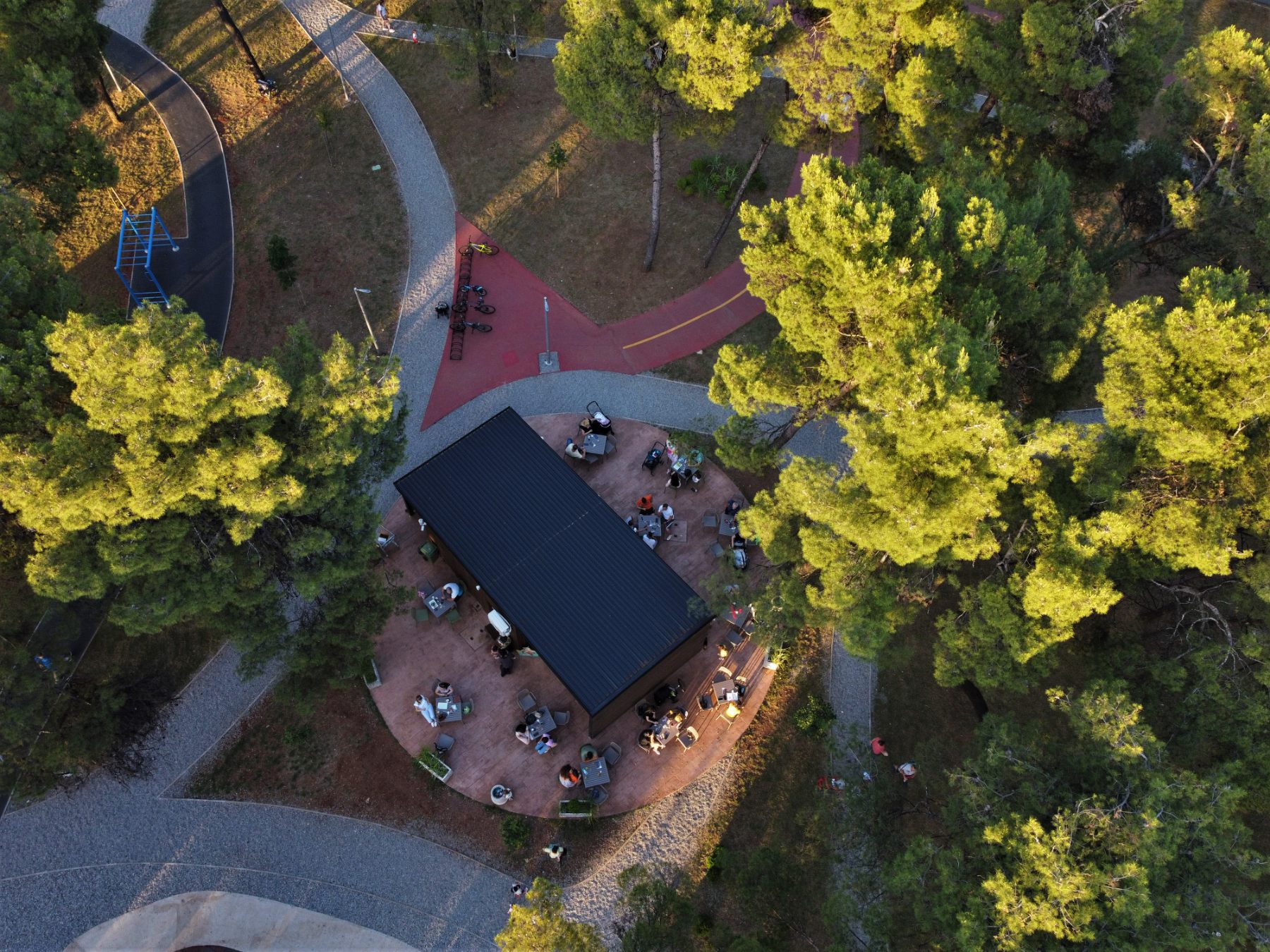 Stvaramo uslove za srećno odrastanje: Sve veći broj novih i obnovljenih sportskih poligona krasi Podgoricu