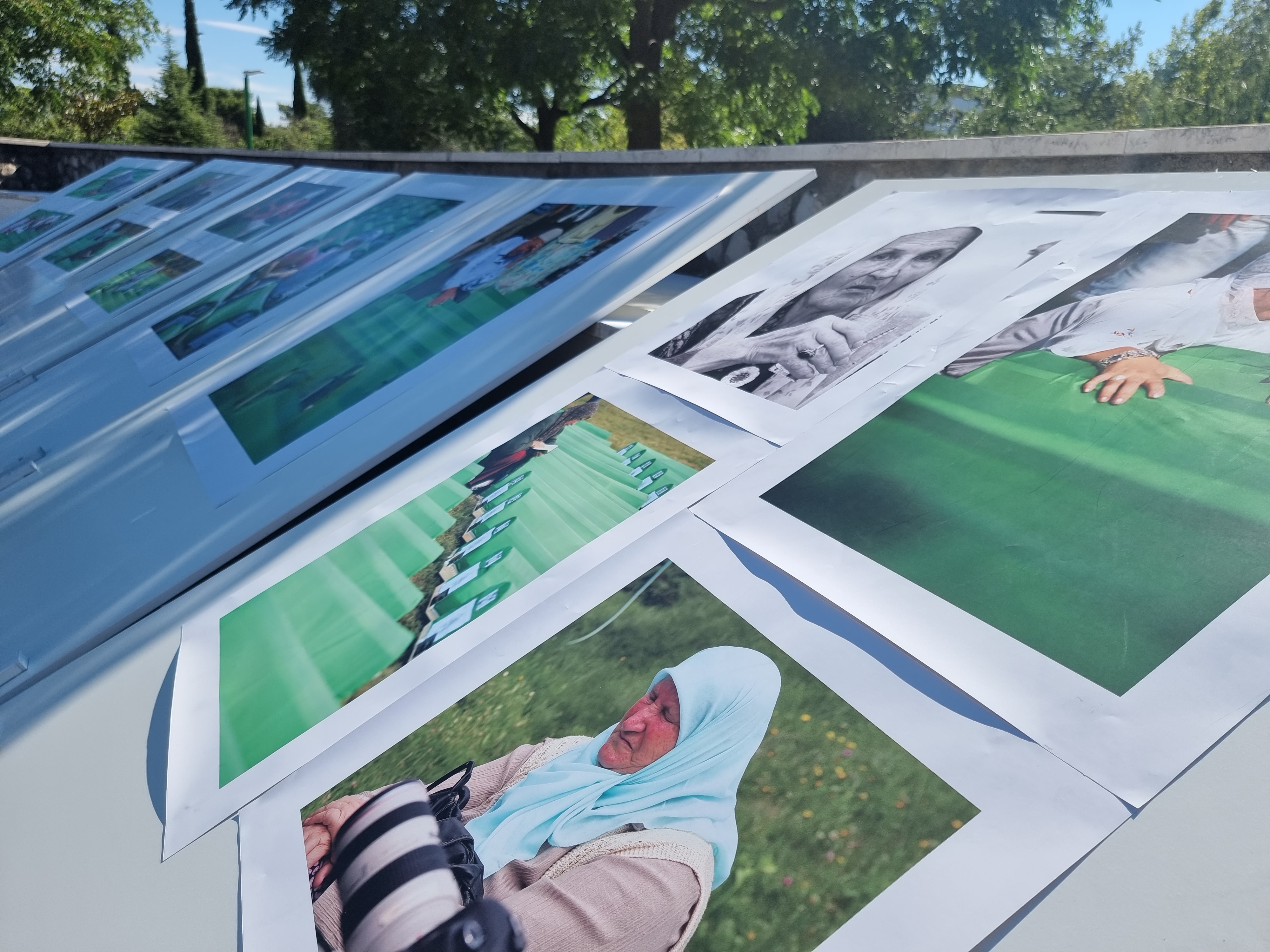 U znak sjećanja na žrtve Srebrenice položen vijenac na spomenik na Pobrežju