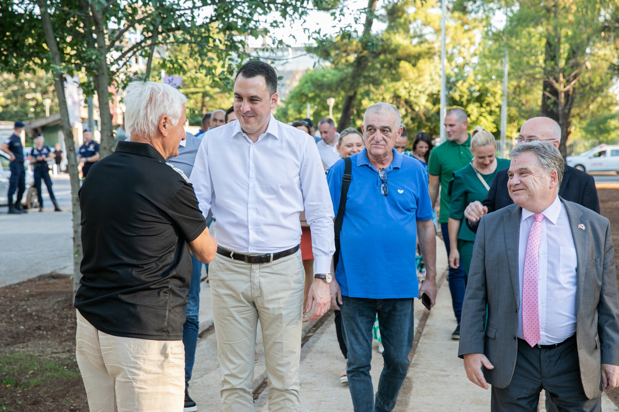 Nepristupačni prostor kod Kliničkog centra Crne Gore pretvoren u parkovsku površinu