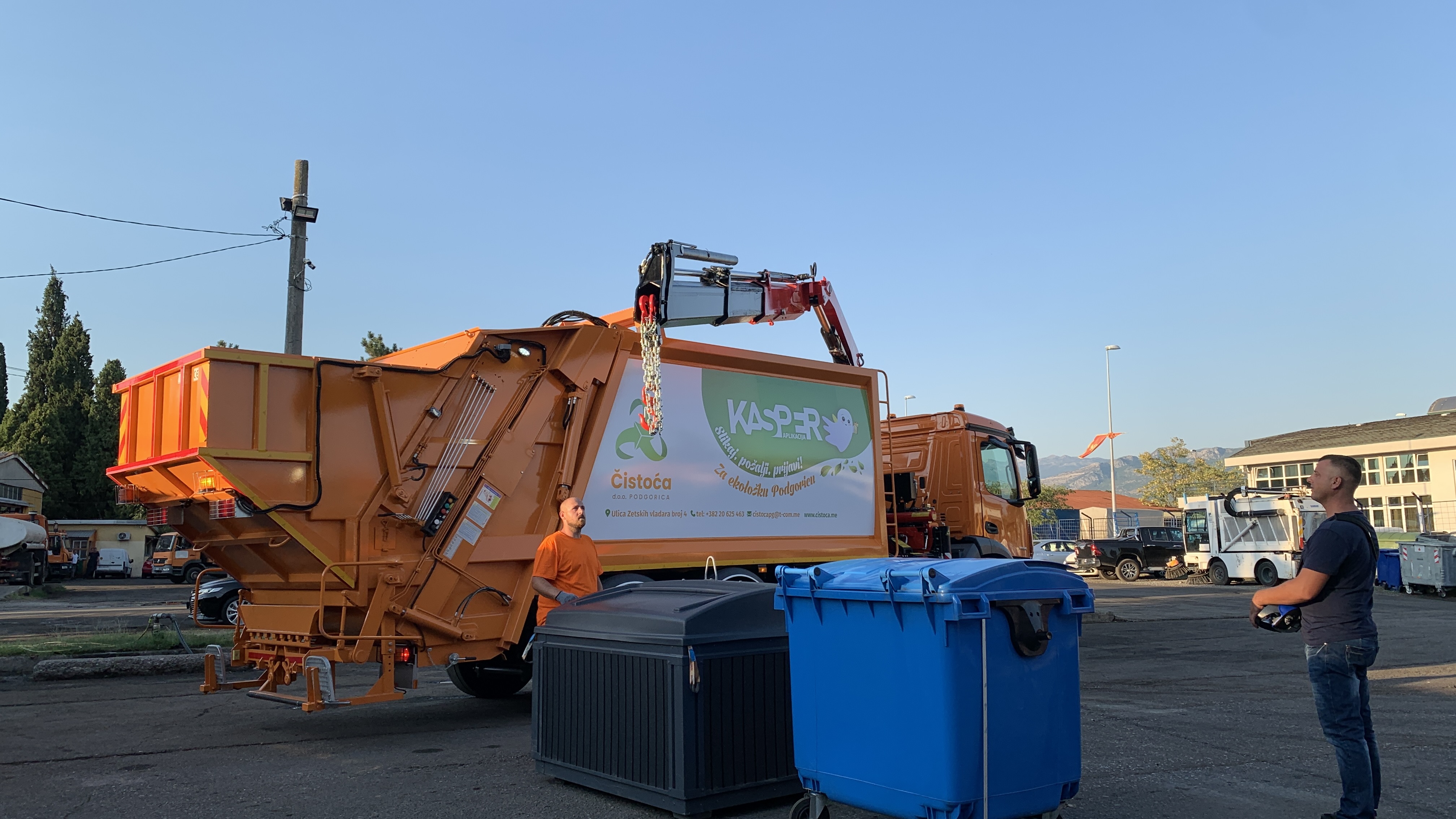 Nova ulaganja u modernizaciju opreme "Čistoće"; Autosmećar vrijedan preko 250.000 eura predat na upotrebu