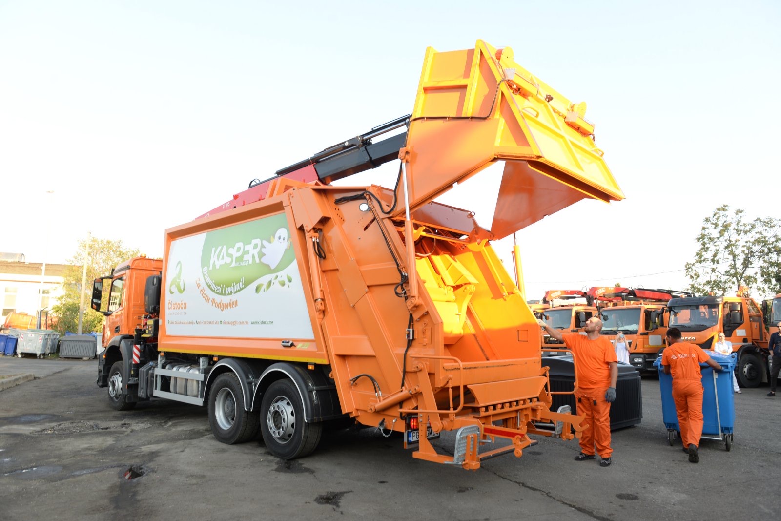 Nova ulaganja u modernizaciju opreme "Čistoće"; Autosmećar vrijedan preko 250.000 eura predat na upotrebu