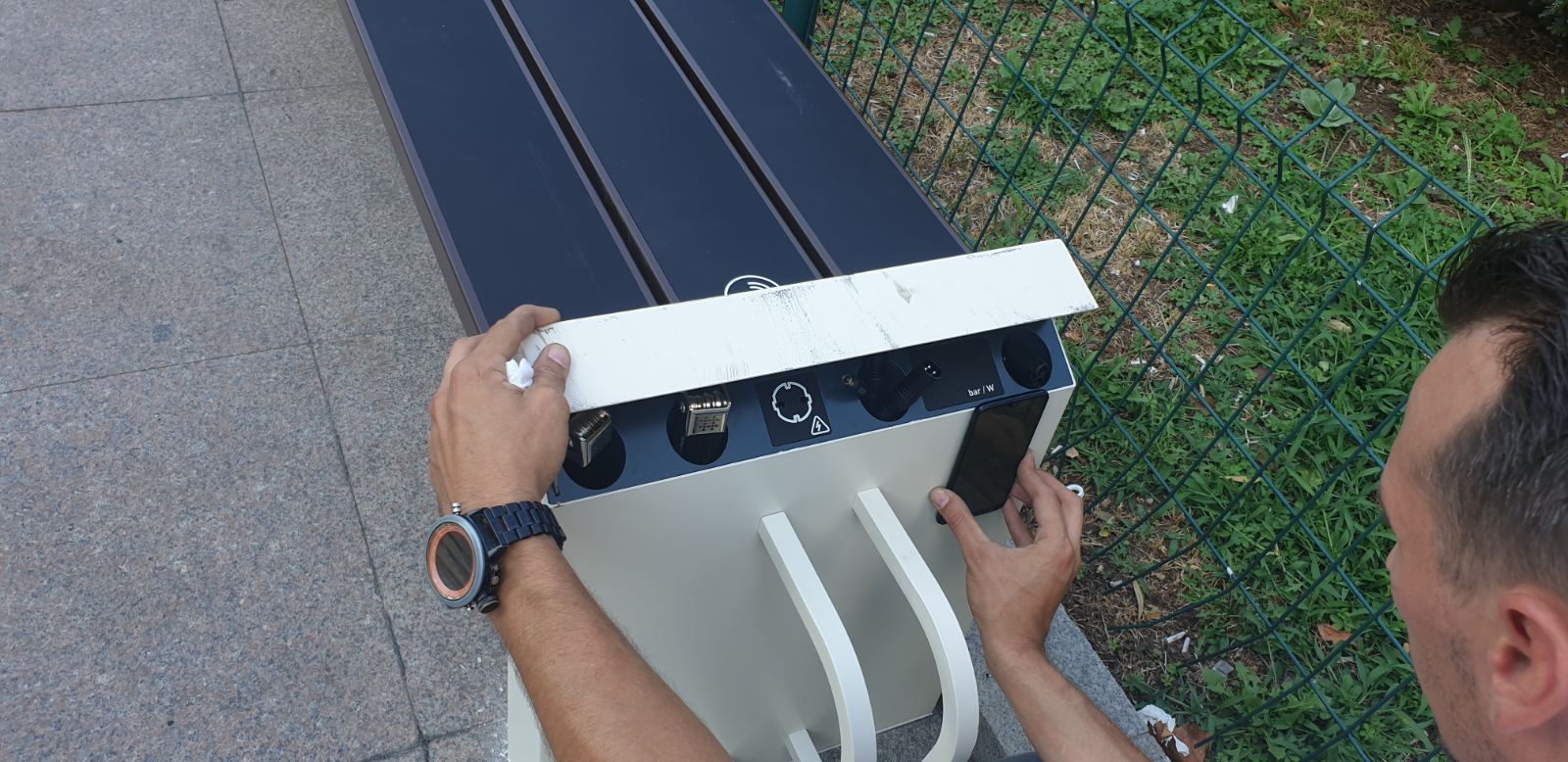 Glavni grad partner na projektu I.N.G.R.I.D; Na sedam lokacija u Podgorici postavljene solarne klupe