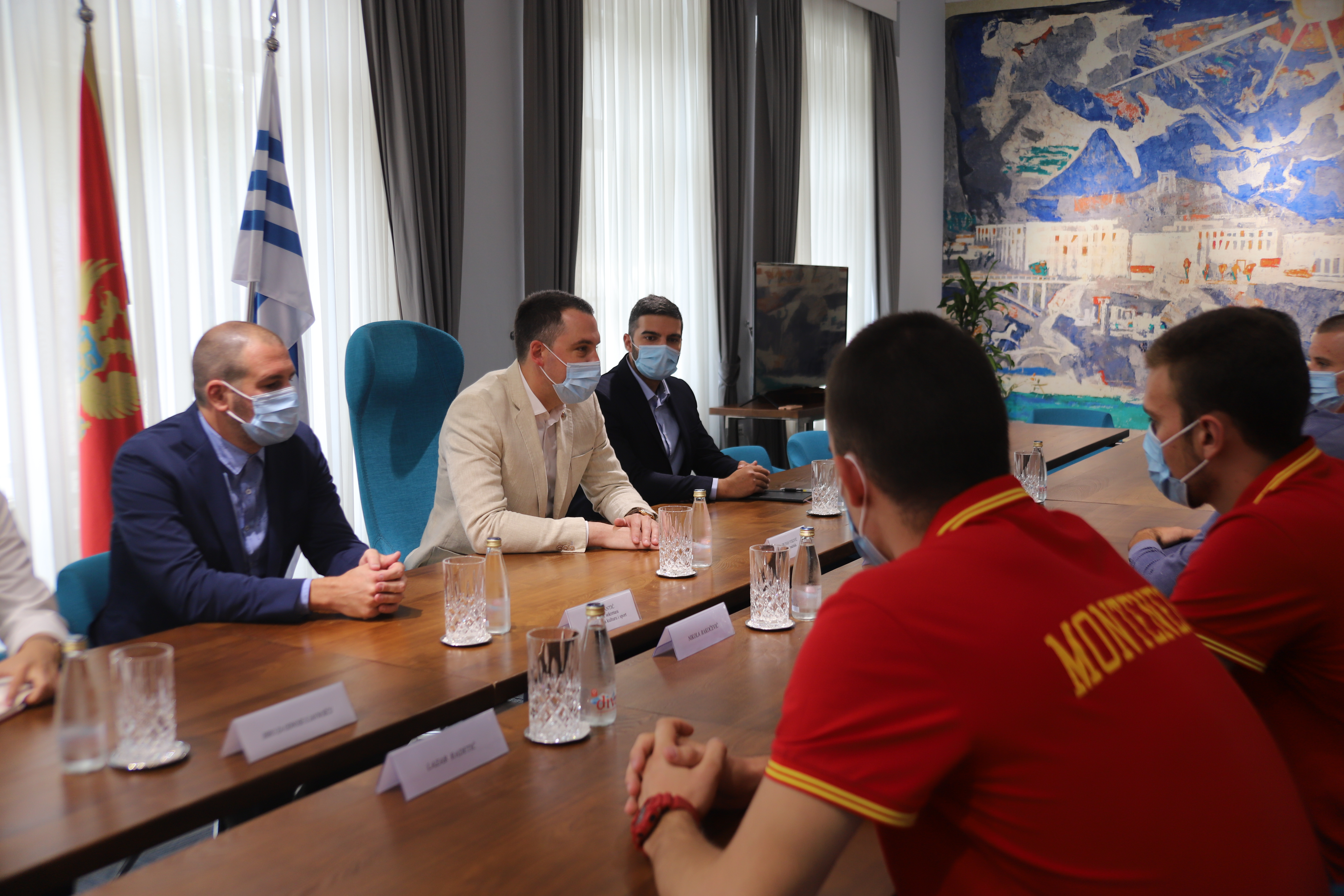 Glavni grad ponosan na istorijski uspjeh mlade košarkaške reprezentacije Crne Gore