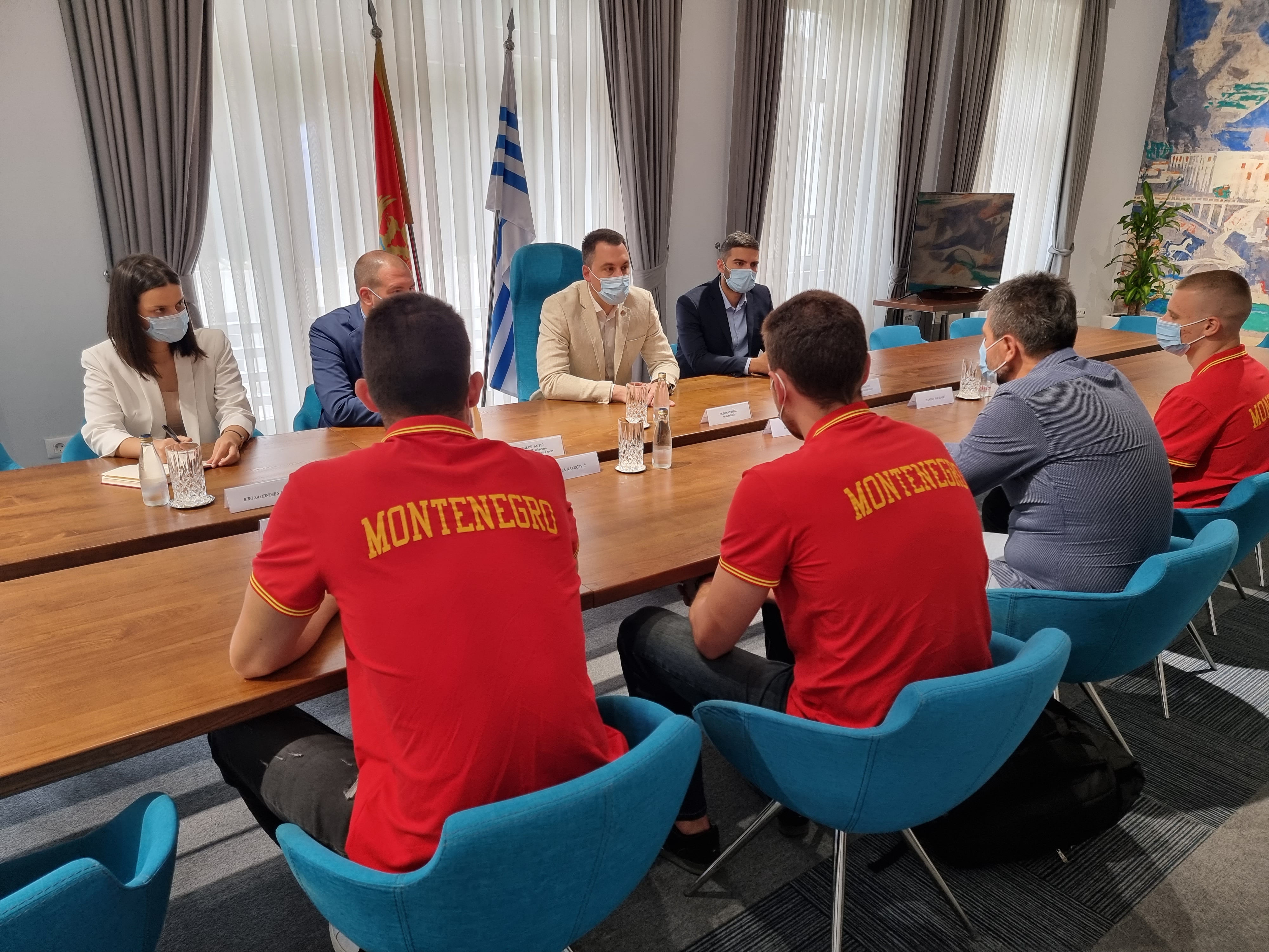 Glavni grad ponosan na istorijski uspjeh mlade košarkaške reprezentacije Crne Gore