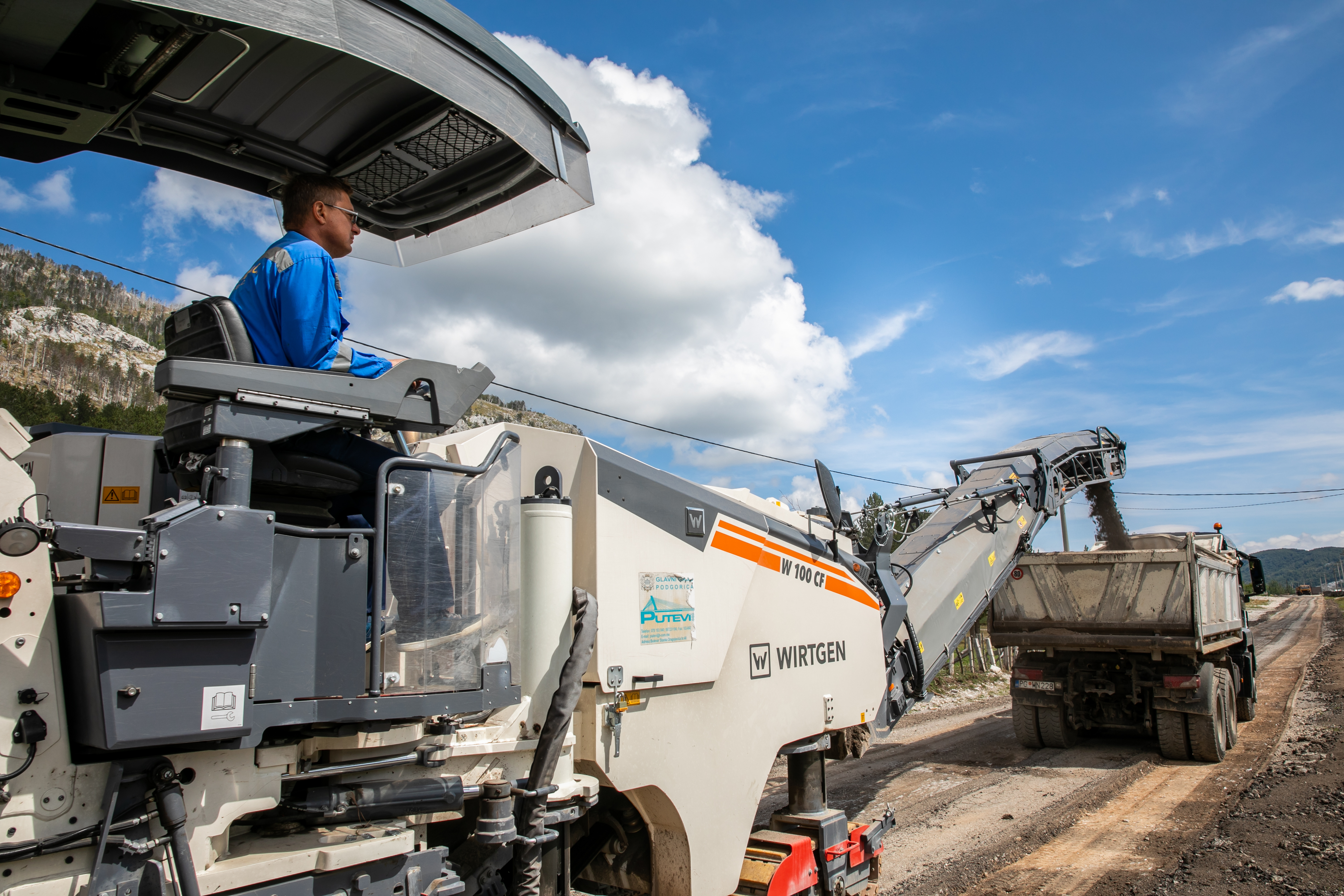 Vuković obišao radove na rekonstrukciji puta u Kučima vrijedne milion eura