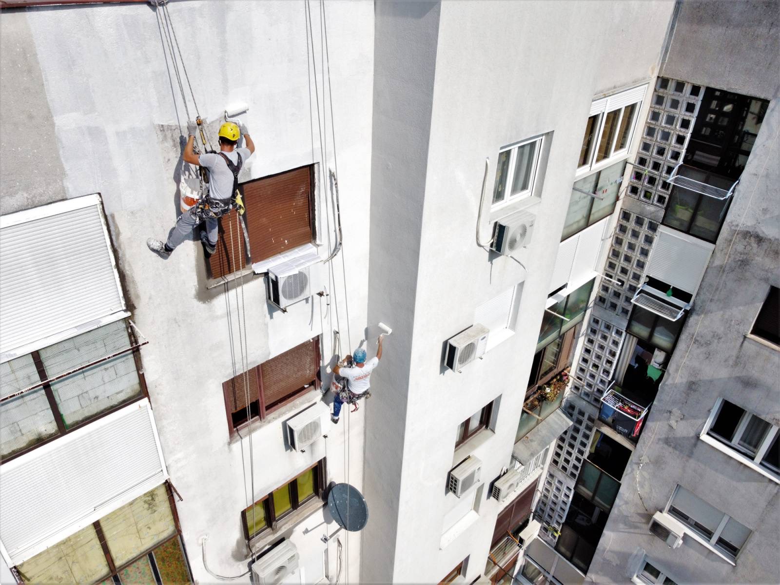 Jednoj od najvećih zgrada u Podgorici vraćen autentičan izgled; Radovi na zgradi Splićanka u završnoj fazi