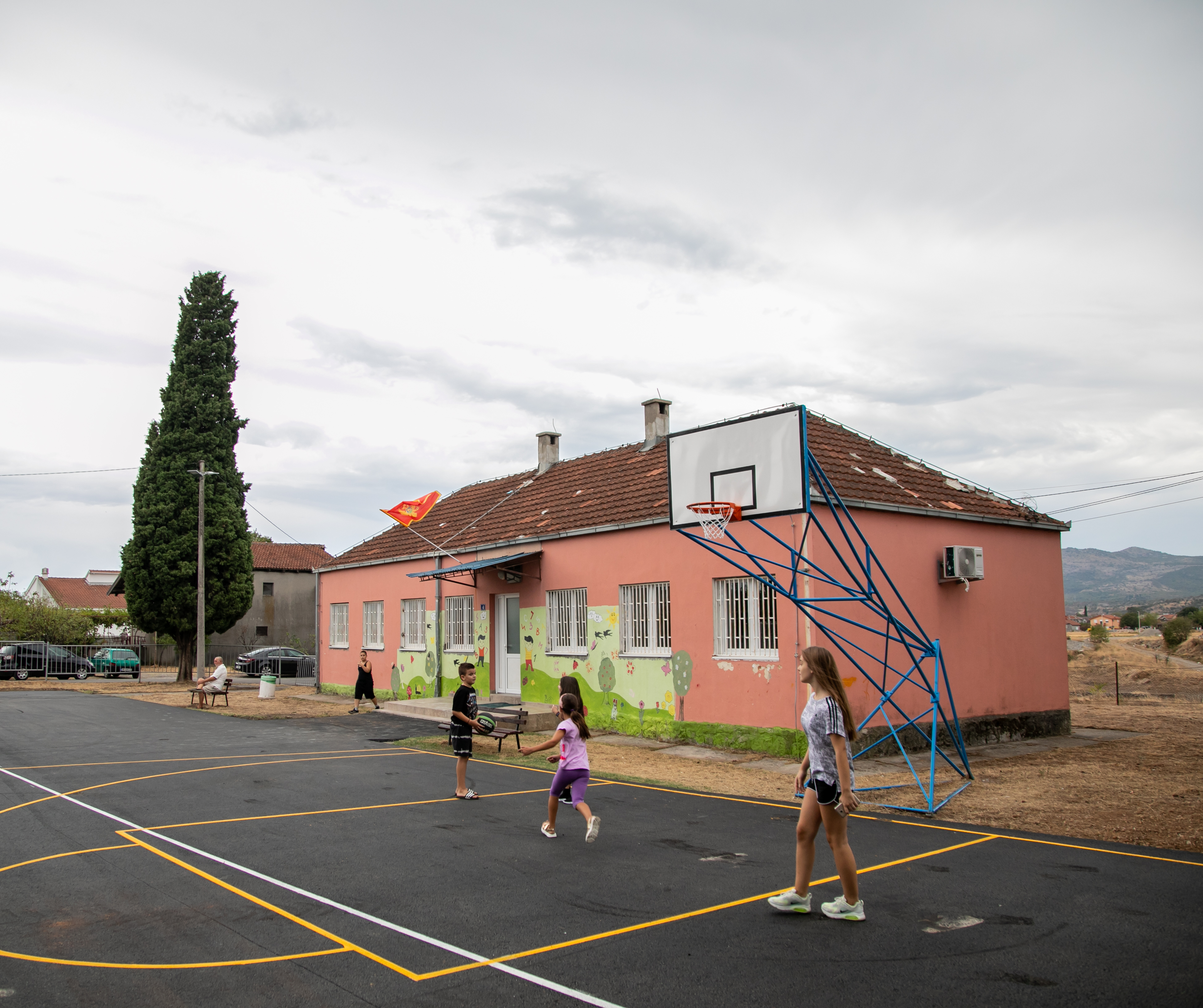 Glavni grad uredio i školski poligon u Dajbabama
