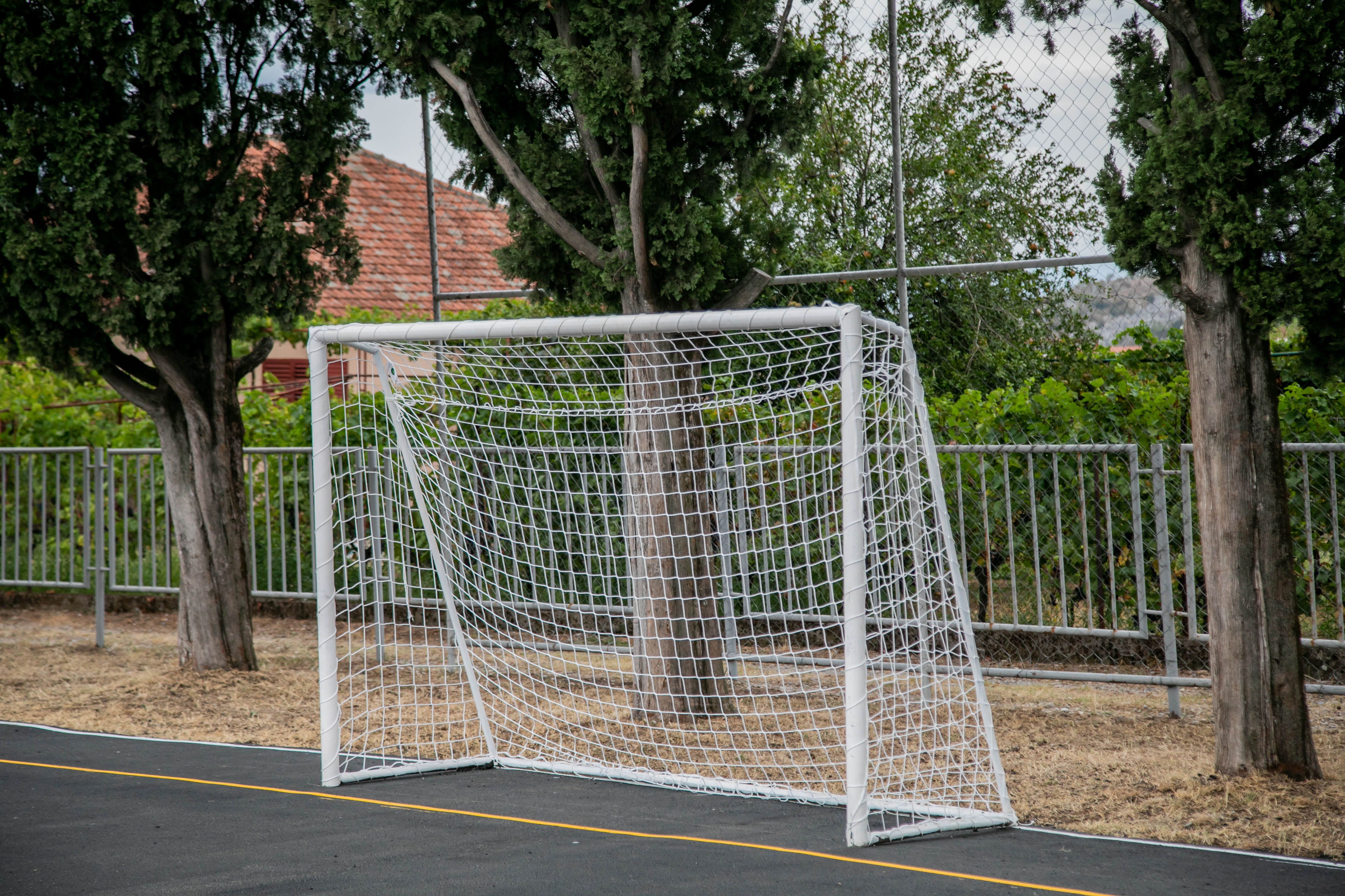 Glavni grad uredio i školski poligon u Dajbabama