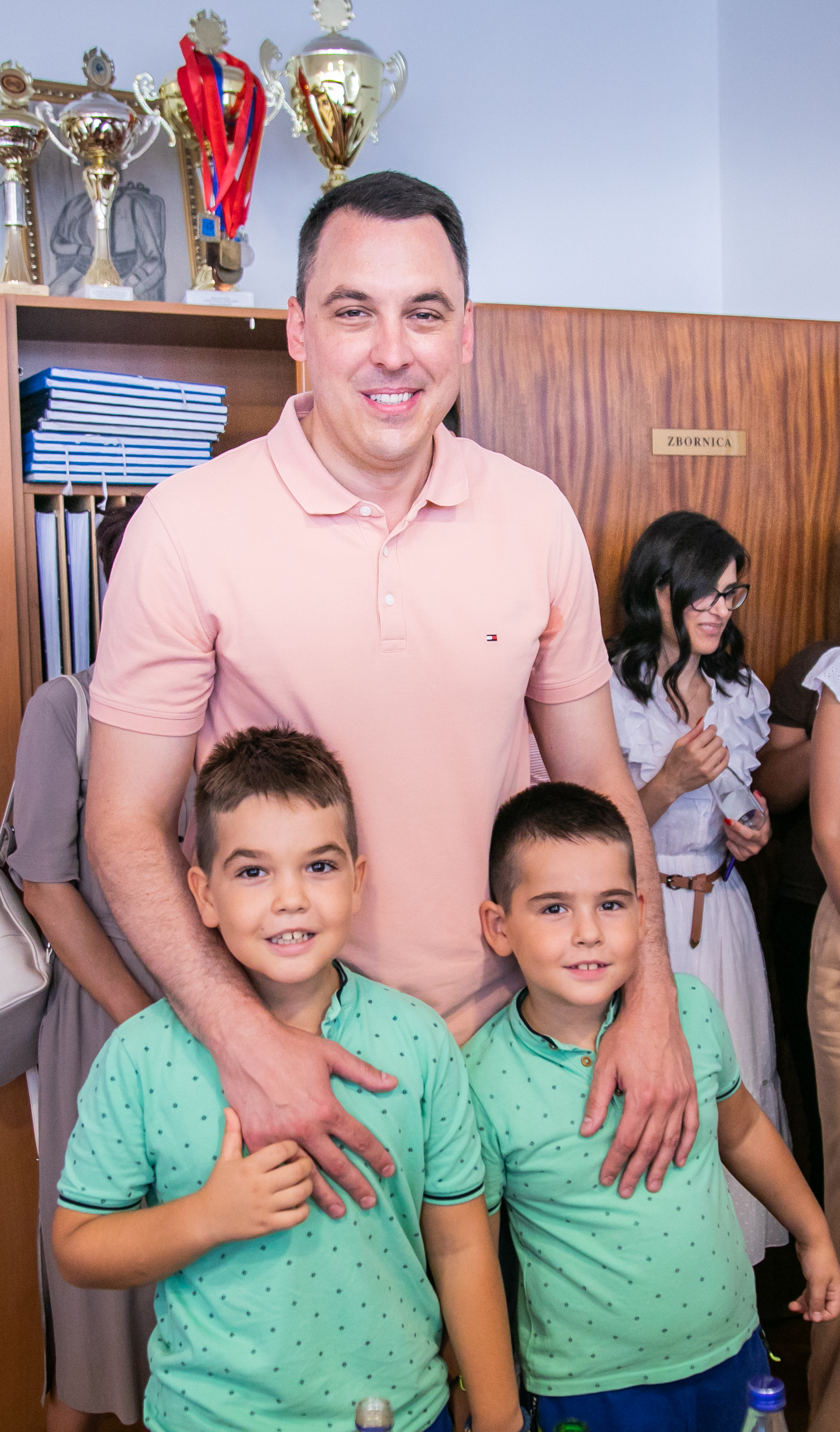 Značajno unaprijeđen kvalitet života više hiljada stanovnika Zlatice; Vuković najavio nova ulaganja u razvoj tog dijela grada