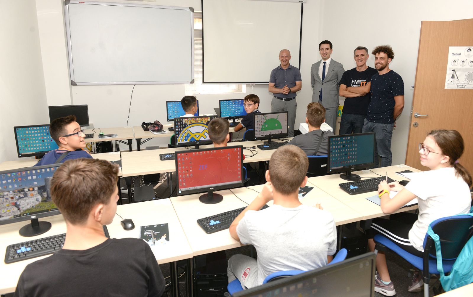 Počela ljetnja škola programiranja za osnovce