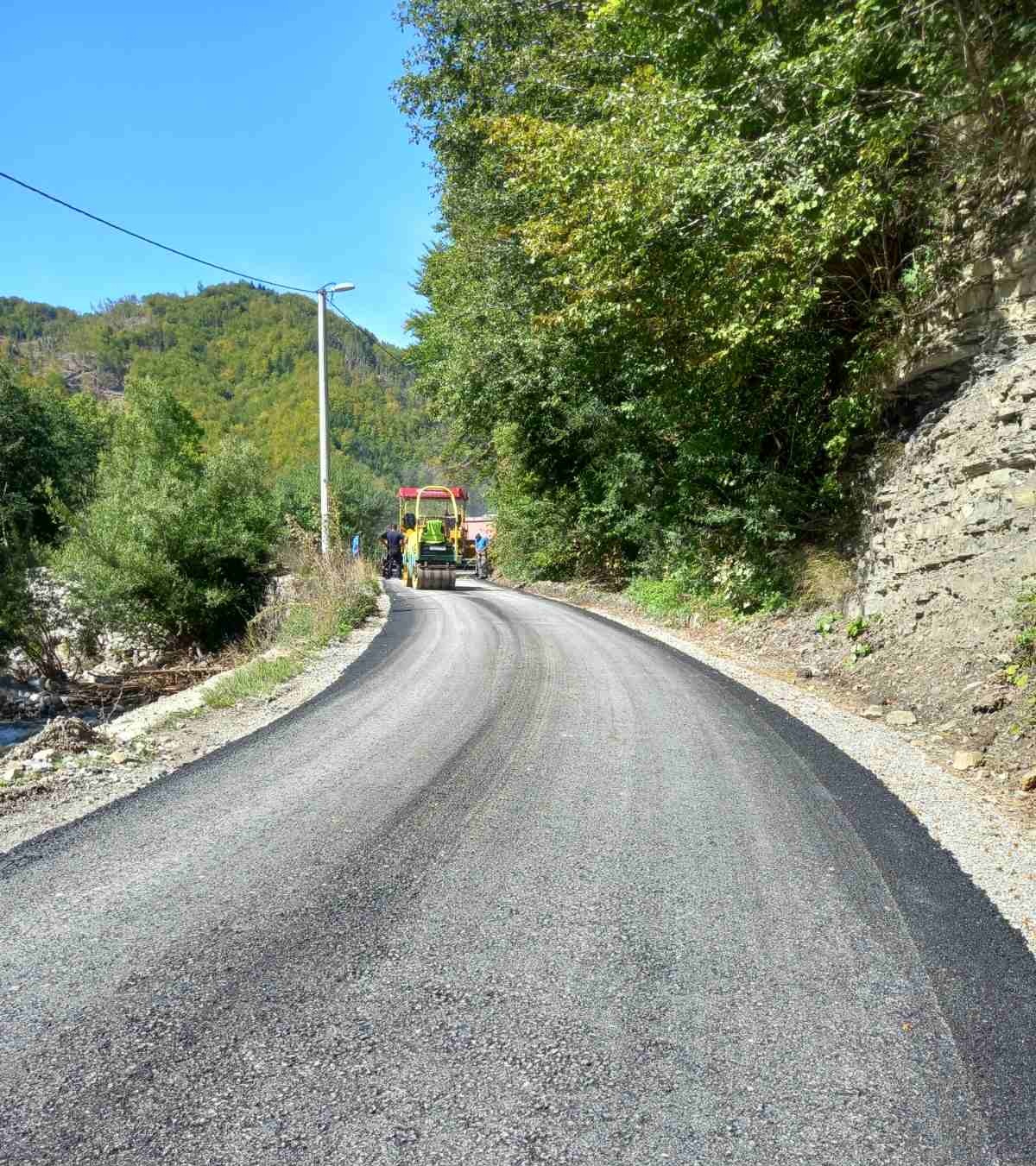 Nastavak radova na asfaltiranju u Lijevoj Rijeci