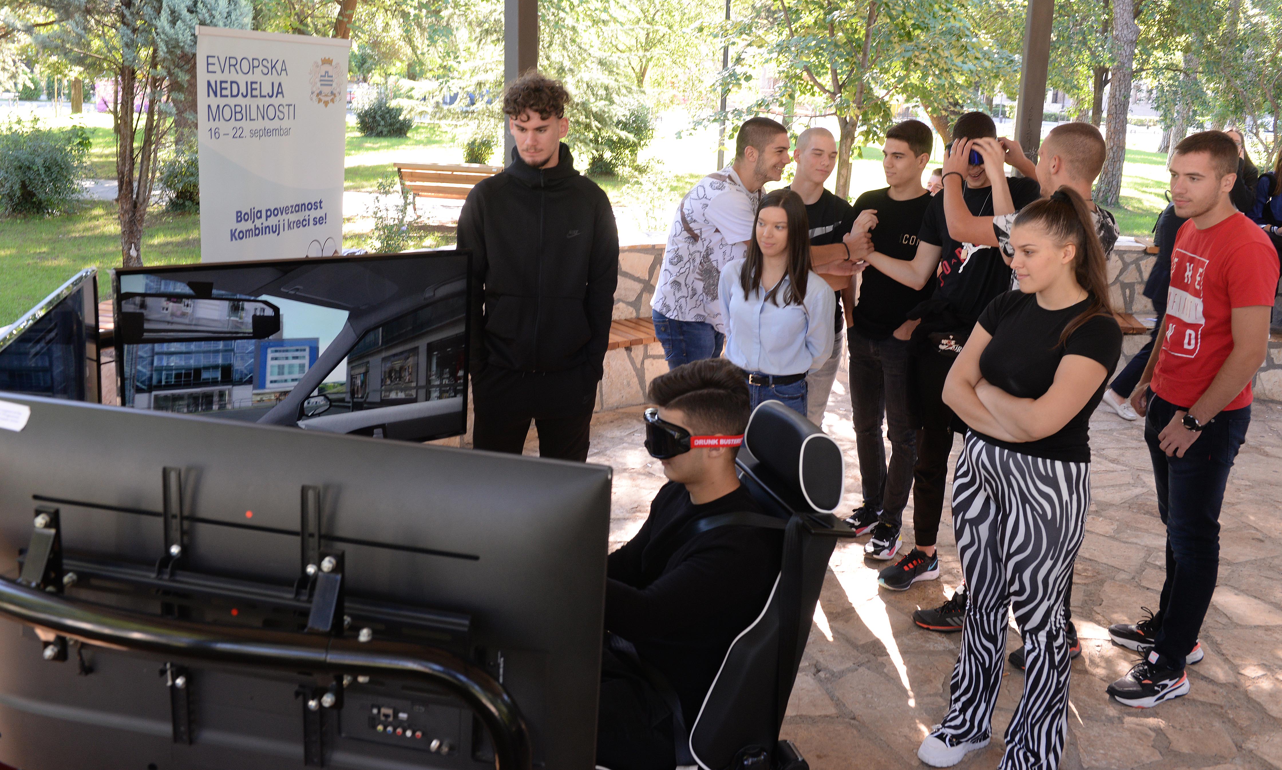 Evropska neđelja mobilnosti: Srednjoškolci učili o funkcionisanju saobraćaja u glavnom gradu