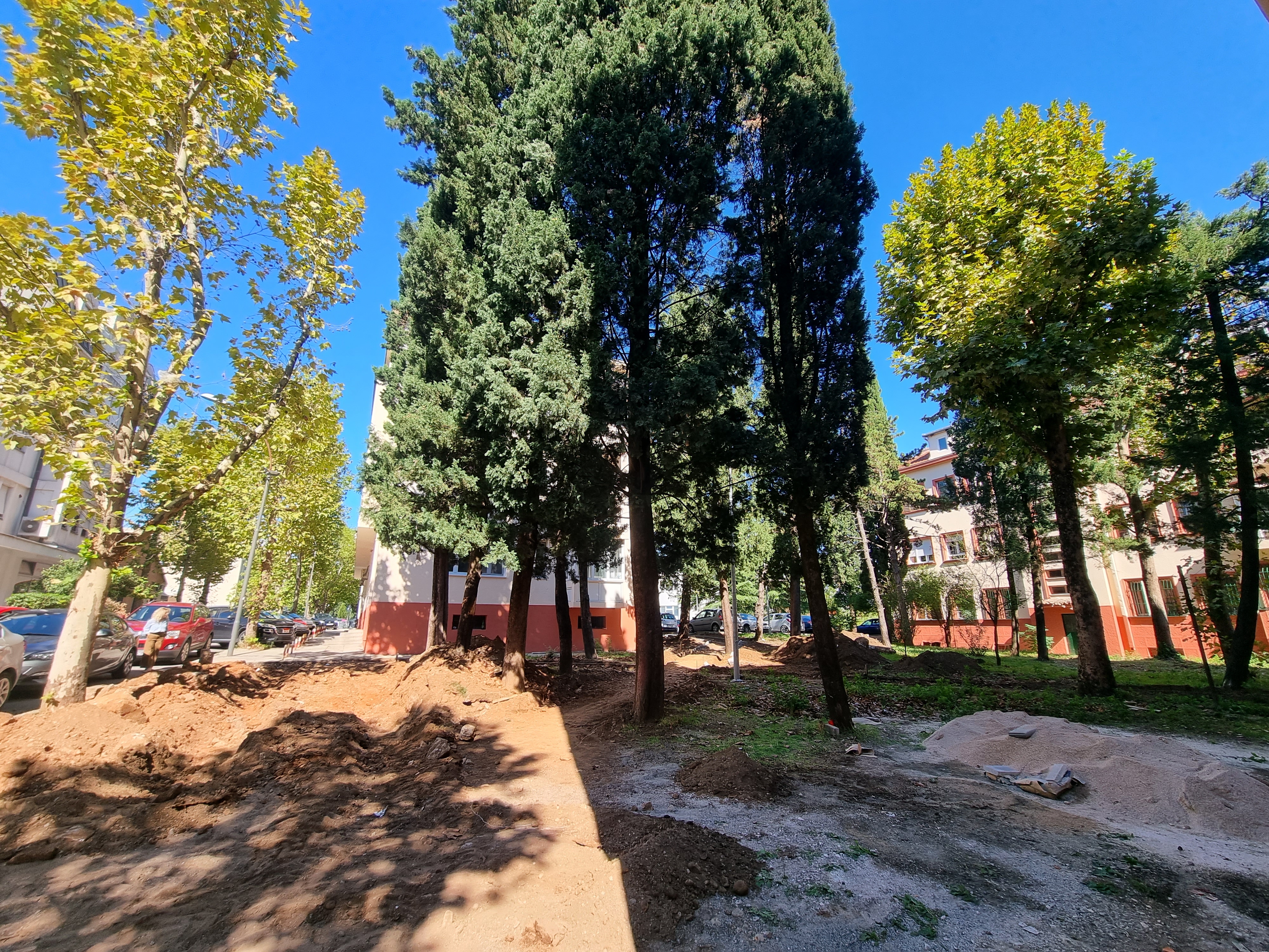 U toku radovi na pejzažnom uređenju u Ulici Omladinskih brigada