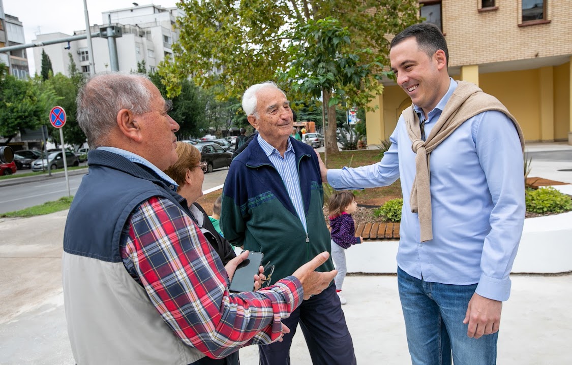 Vojni trg u Ulici Bratstva i jedinstva dobio potpuno novi izgled