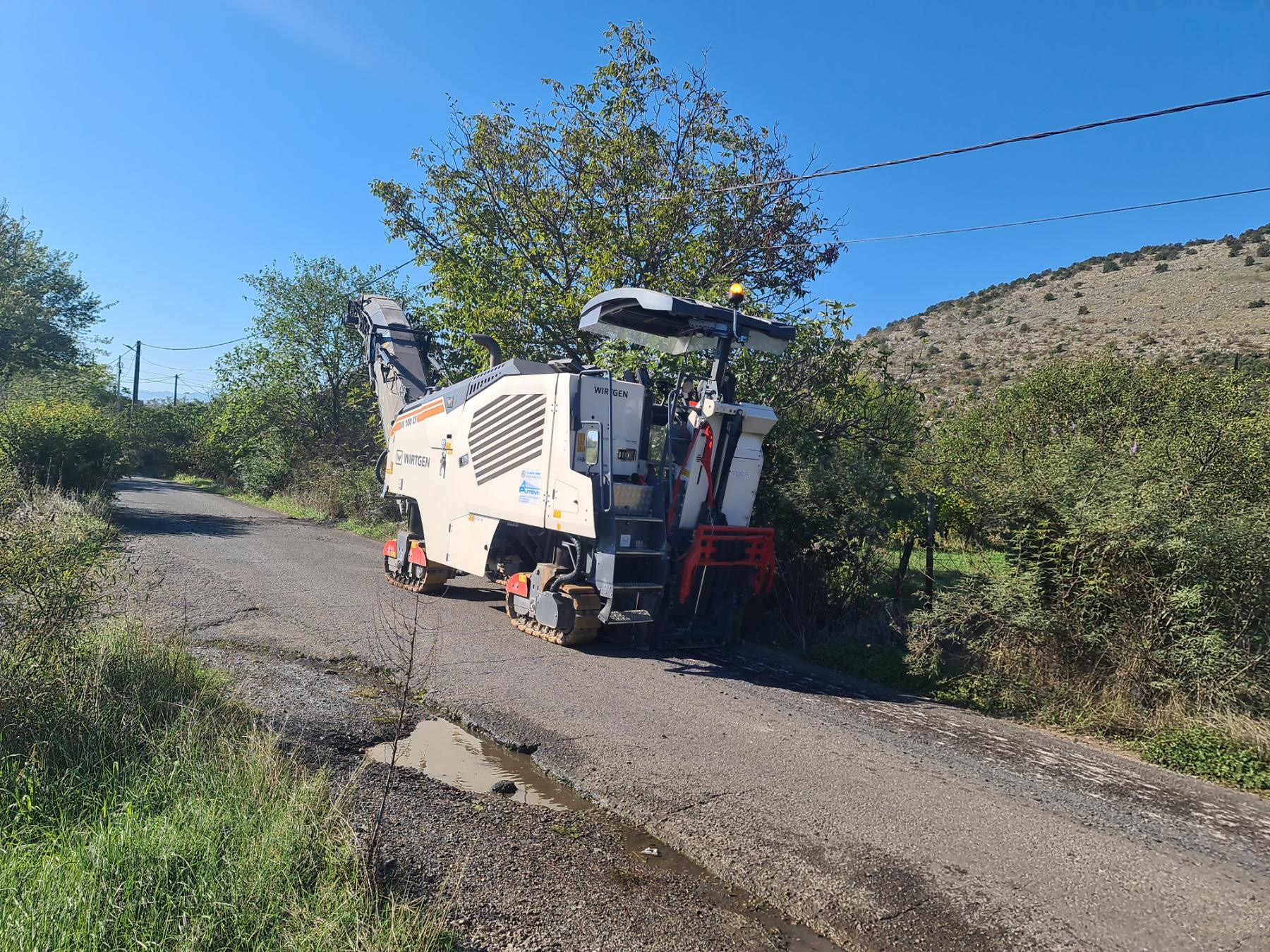 U toku radovi na sanaciji putnog pravca Farmaci - Lekići