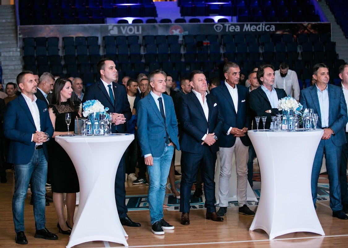 Plava noć: Predstavljena ekipa Košarkaškog kluba "Budućnost" Voli za sezonu 2022/23