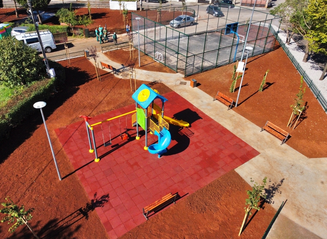 I stanovnici Ulice Miladina Popovića dobili mjesto za igru, druženje i rekreaciju