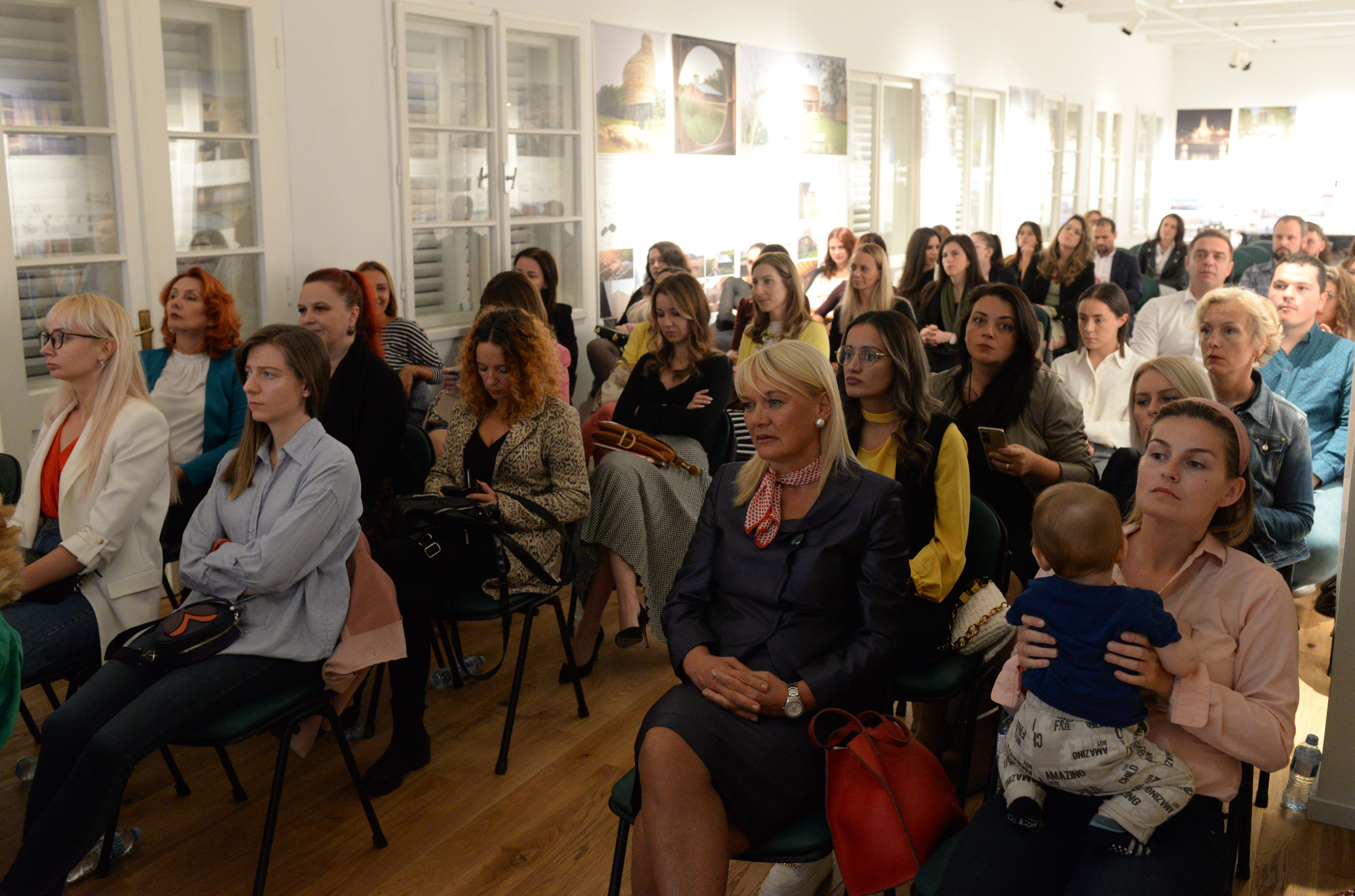 Četvrti dan ICT nedelje posvećen ženama u IT-u ; Žene važan dio ove zajednice