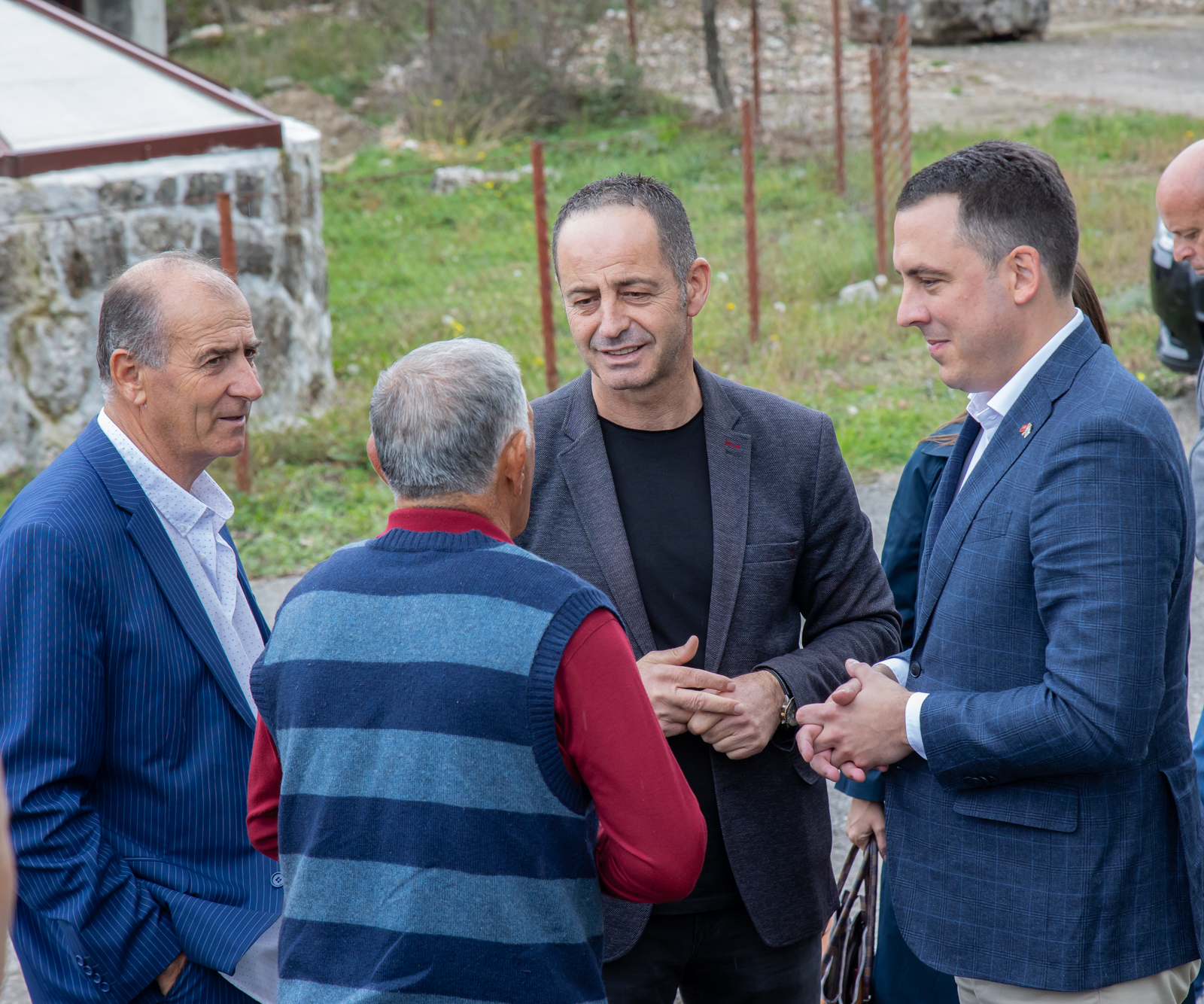 Vuković u Lješanskoj nahiji: Vrijednim investicijama značajno unaprijeđen kvaliet života u ovom dijelu Podgorice