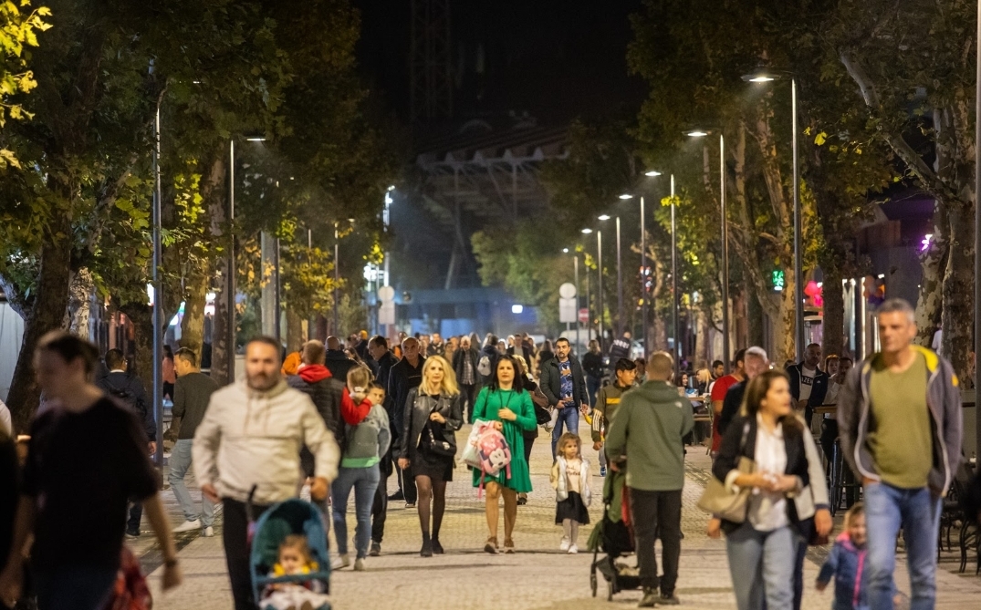 Rekonstruisana Njegoševa ulica već postala omiljeno podgoričko korzo