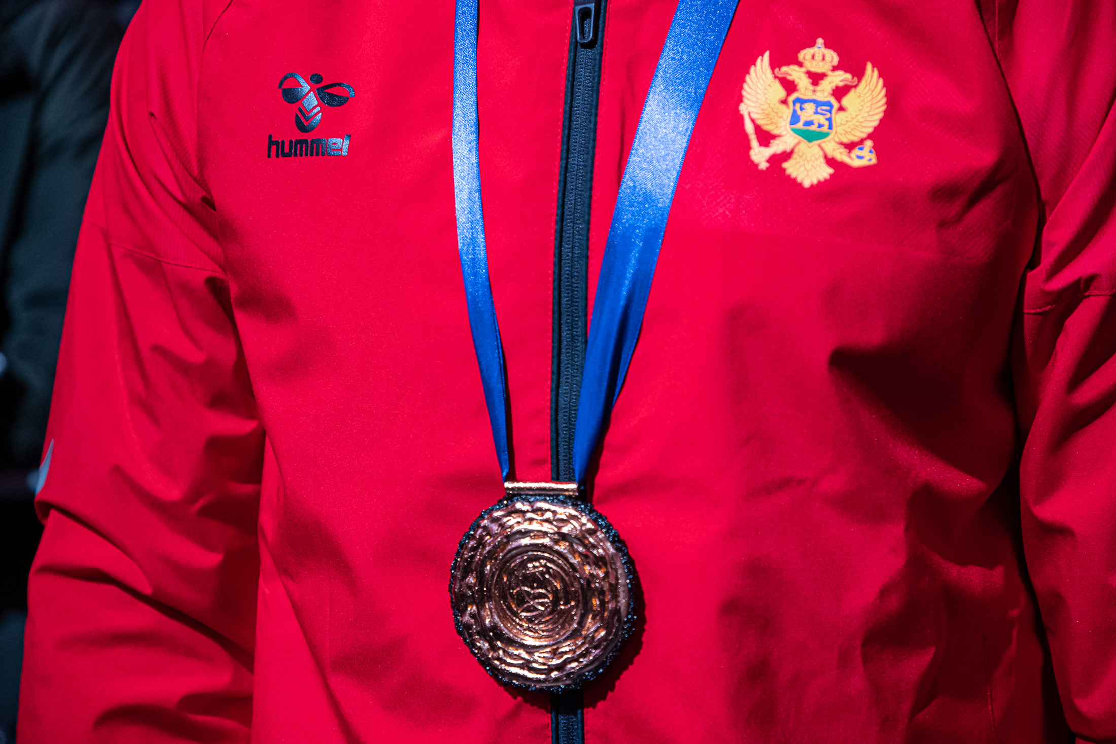 Spektakularna proslava bronzane medalje u Podgorici; Vuković: Hvala djevojkama na velikom uspjehu i posebnom odnosu prema dresu sa državnim grbom