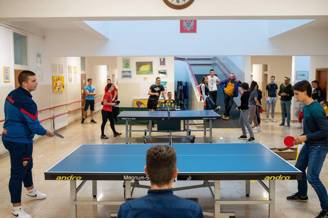 Srednjoškolci Podgorici; Gimnazijalci najbolji u stonom tenisu