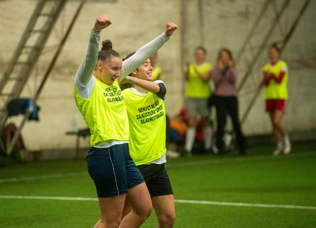 "Srednjoškolci Podgorici'': Učenici Srednje elektrotehničke škole i Gimnazije pobjednici turnira u malom fudbalu