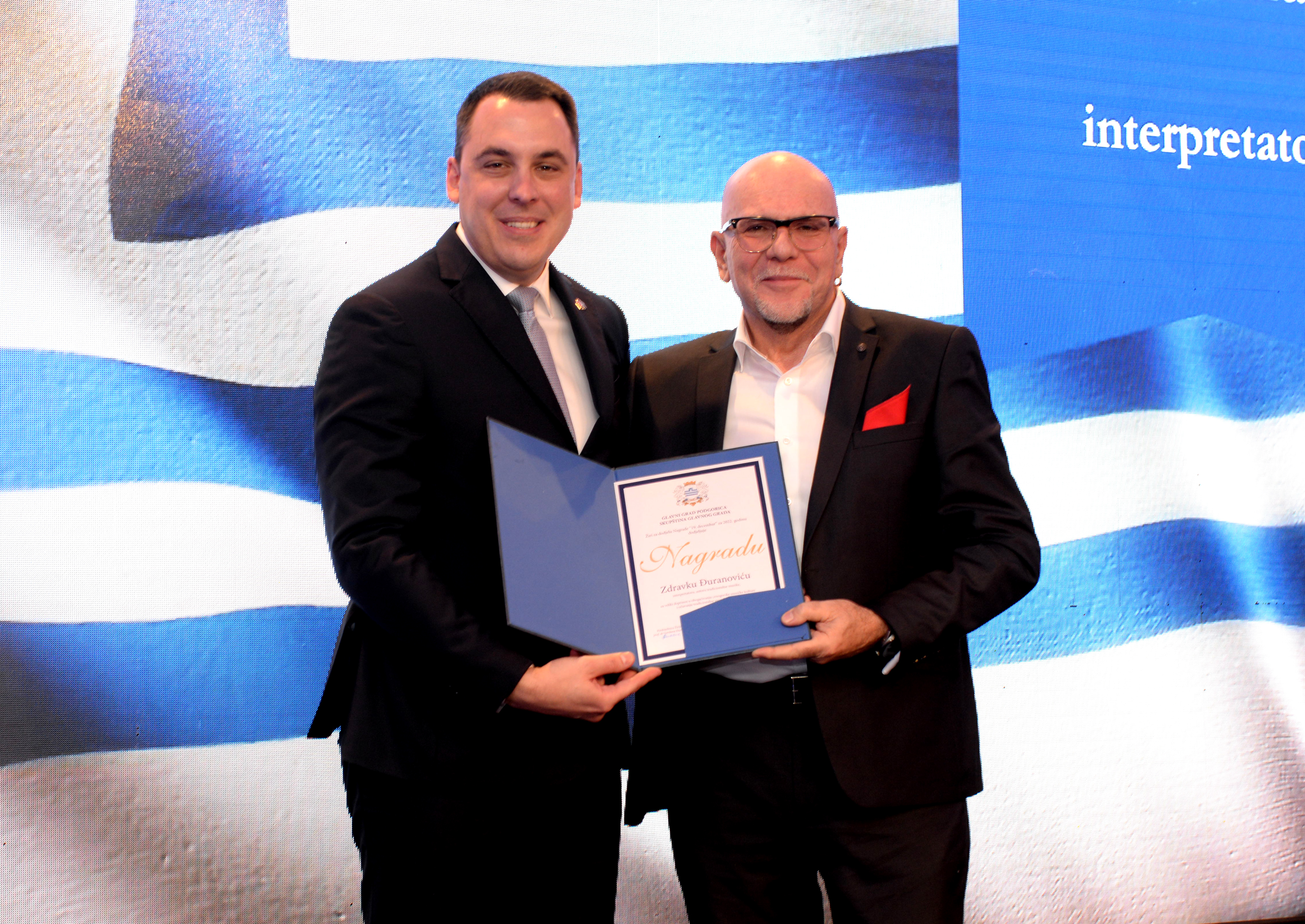 Održana svečana sjednica Skupštine Glavnog grada; Vuković: Vjerujem da nijesmo iznevjerili naše heroje  i da smo dali primjer onima kojima pripada budućnost ovog grada