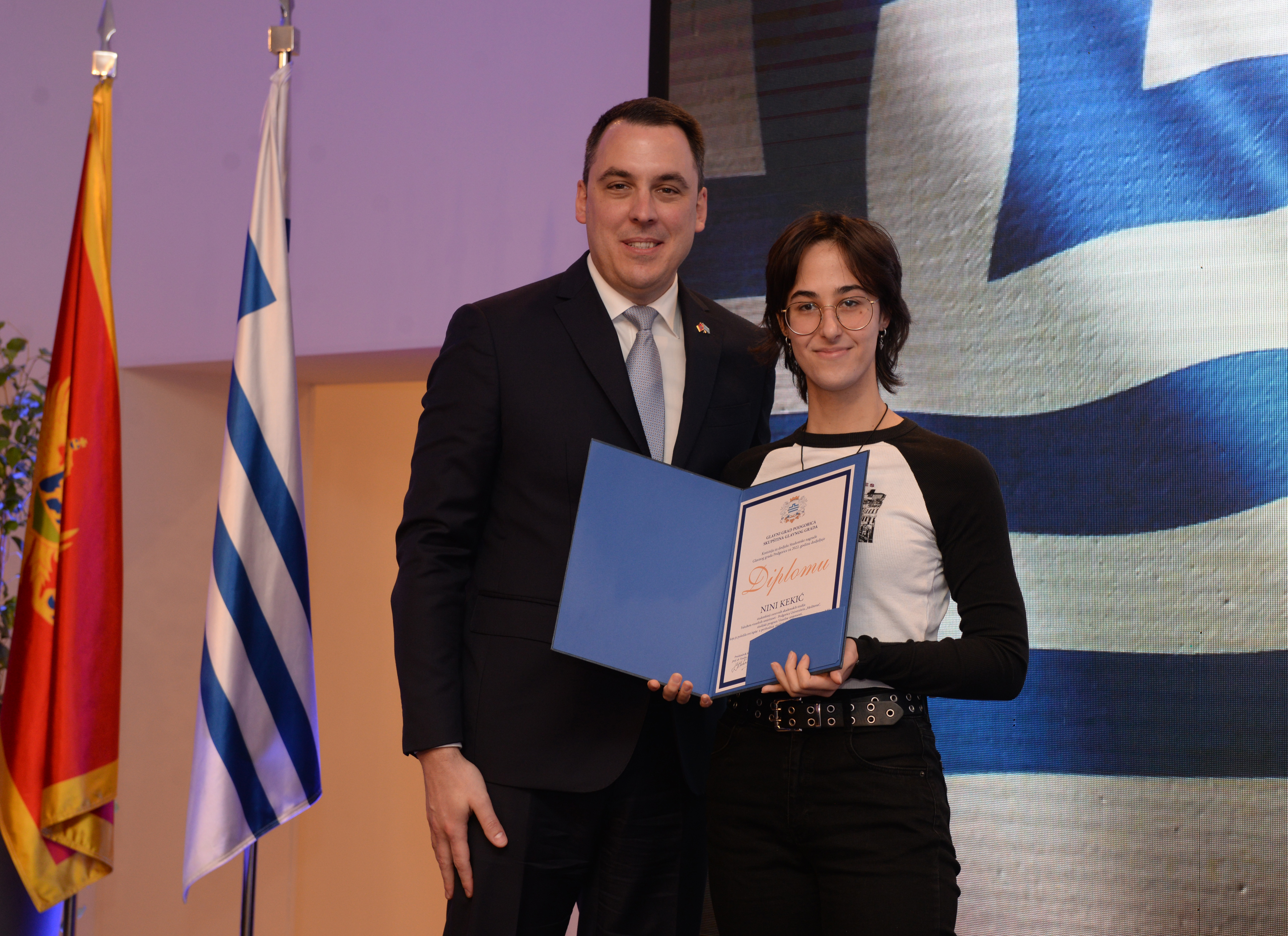 Dodijeljene nagrade najboljim studentima za 2022. godinu; Vuković: Mladima pripada budućnost ovog grada i zaslužuju podršku u svakom vremenu