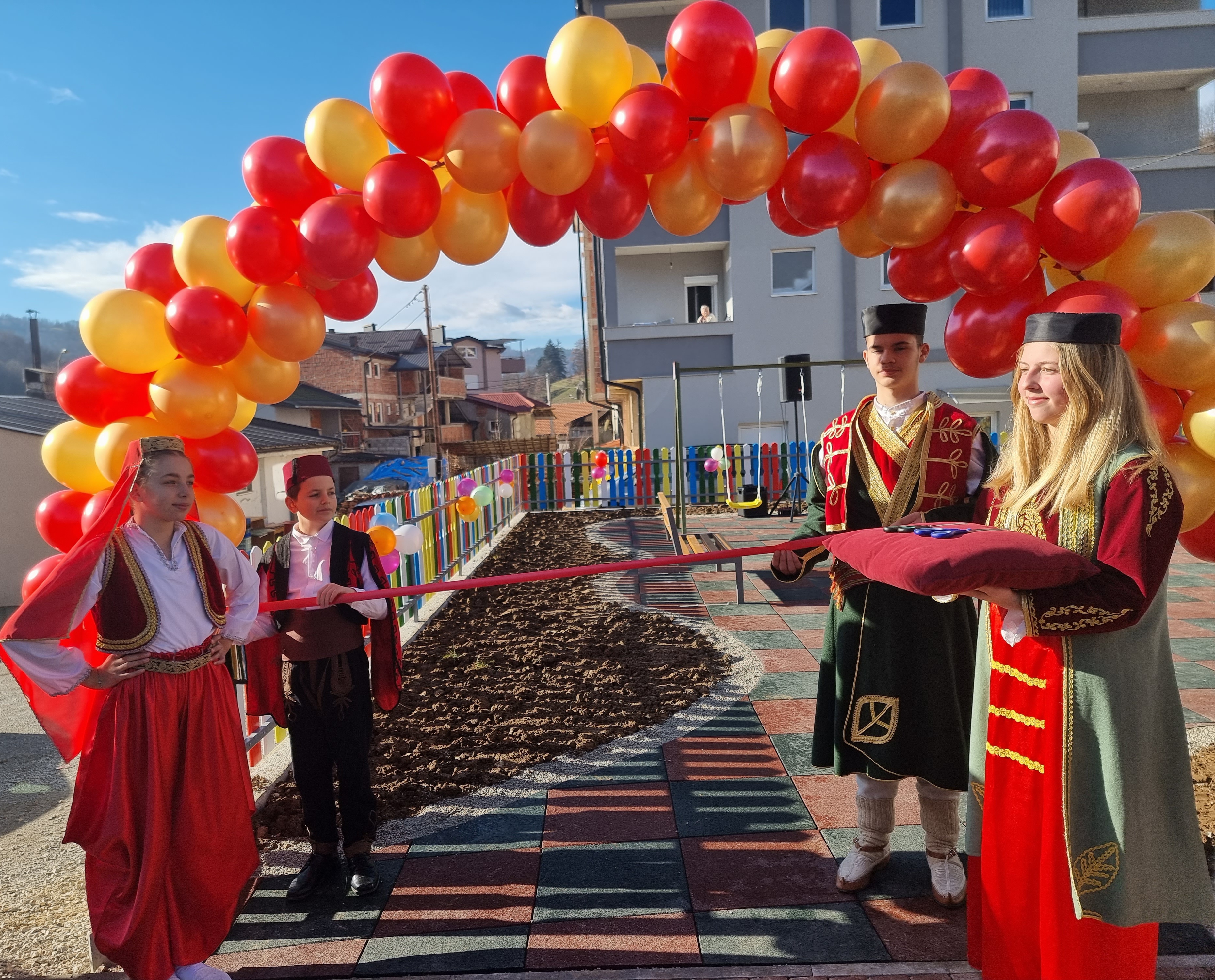 Uz podršku Glavnog grada najmlađi stanovnici Petnjice dobili prostor za igru i druženje